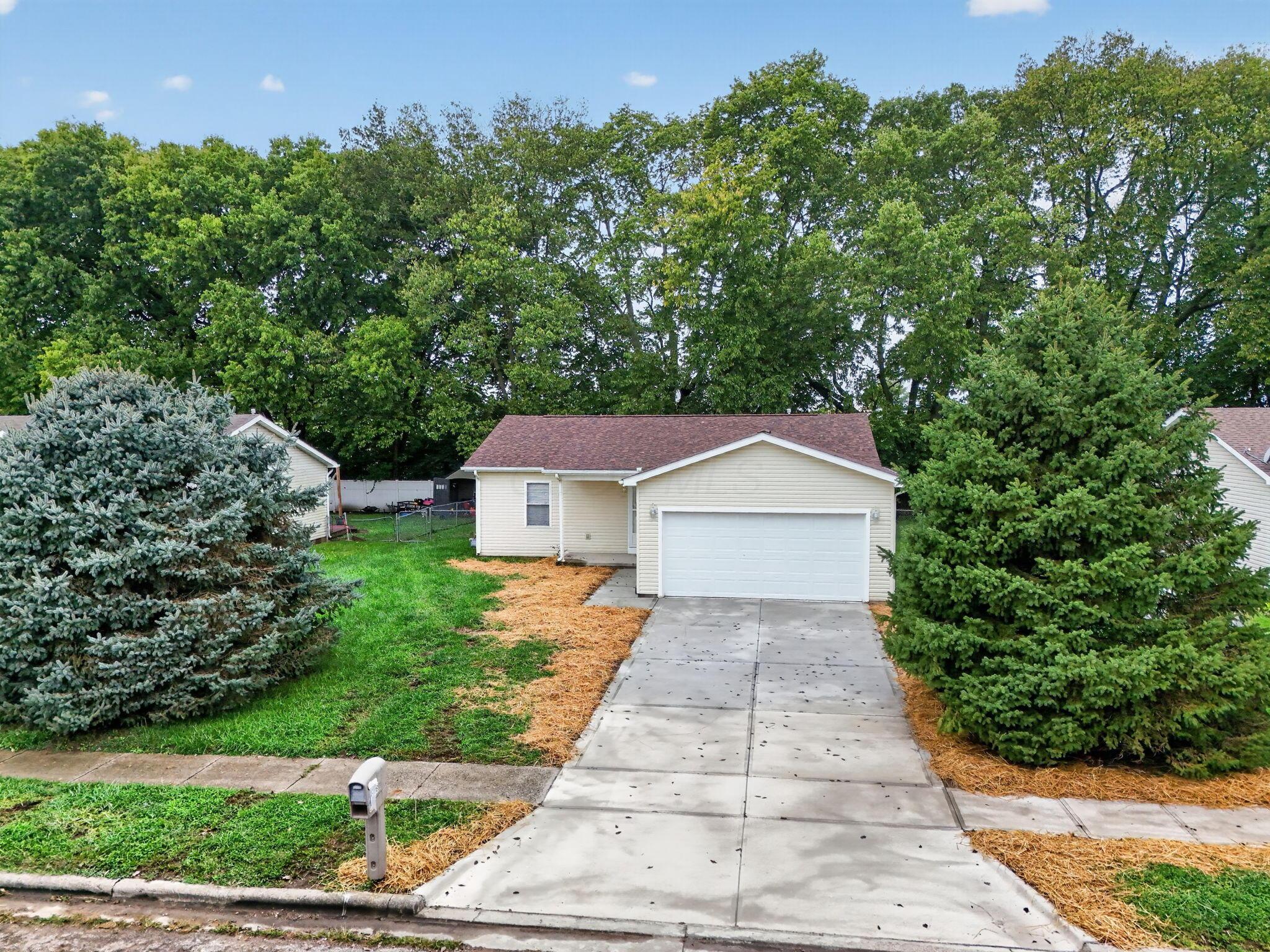 5018 Lee Road Property Photo 1