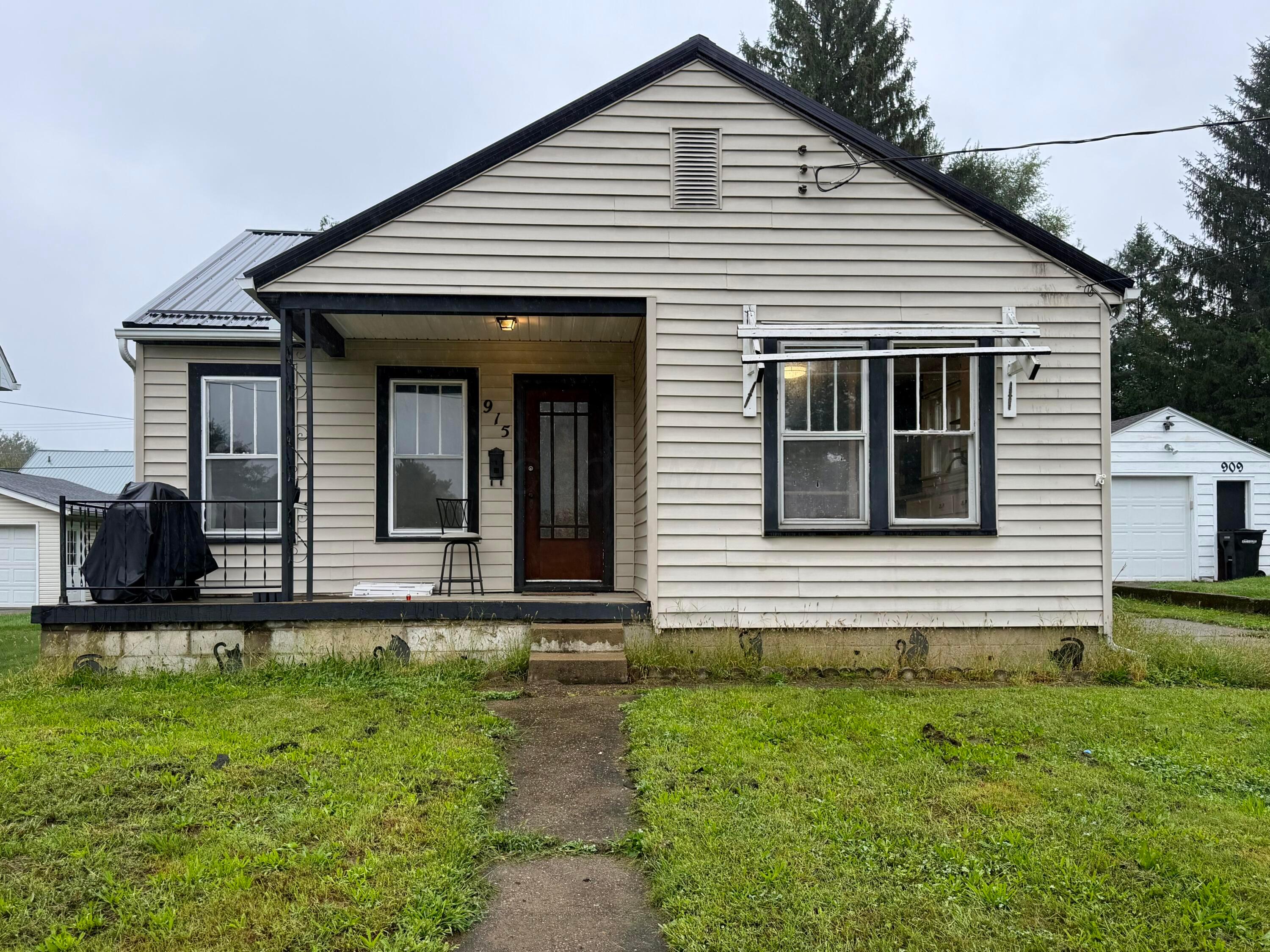 915 Talley Avenue Property Photo 1
