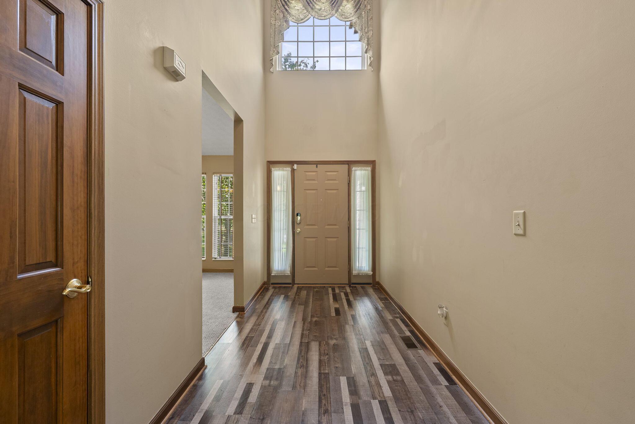 20 Madison Court Property Photo 5