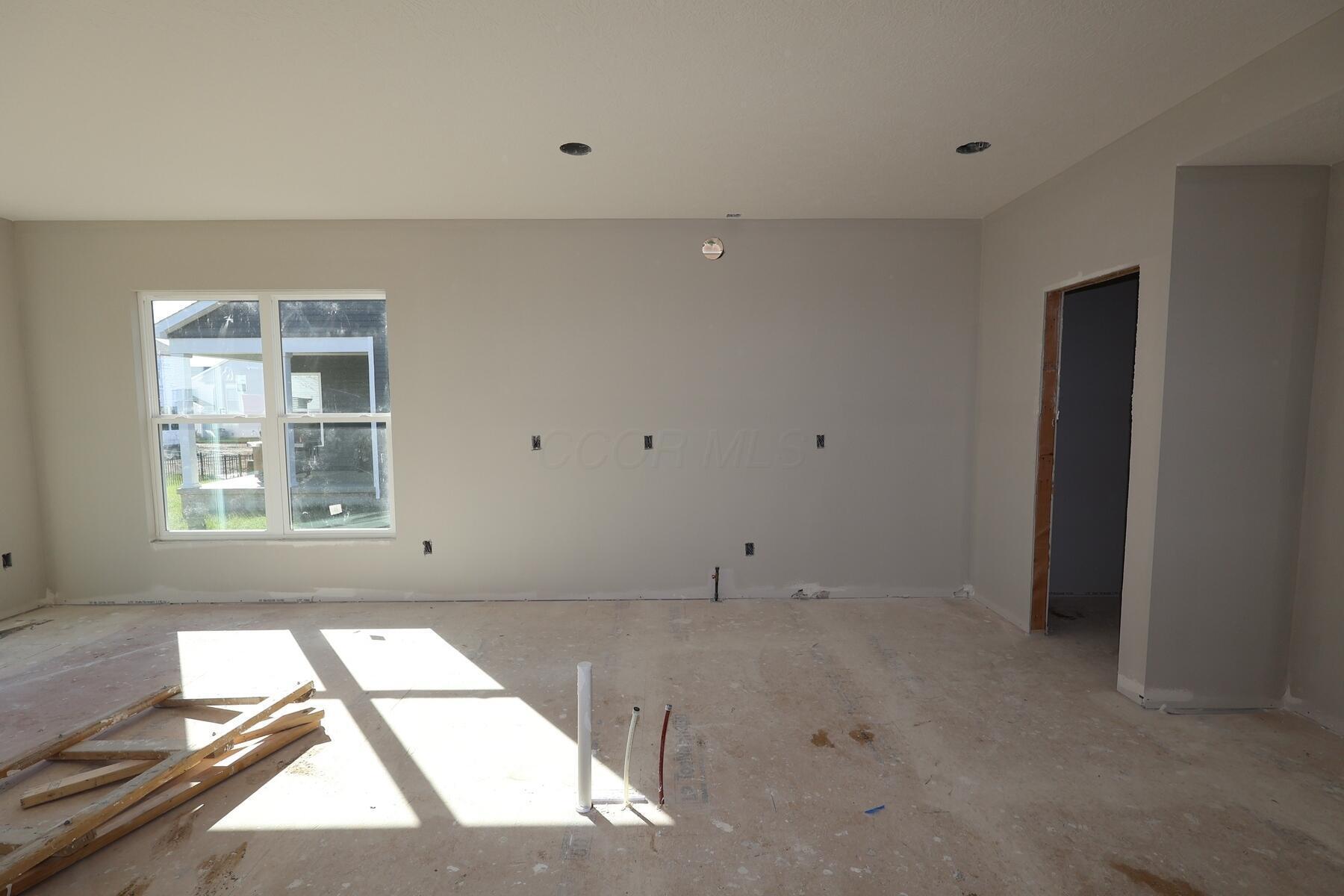 390 Fawn Valley Place Property Photo 2