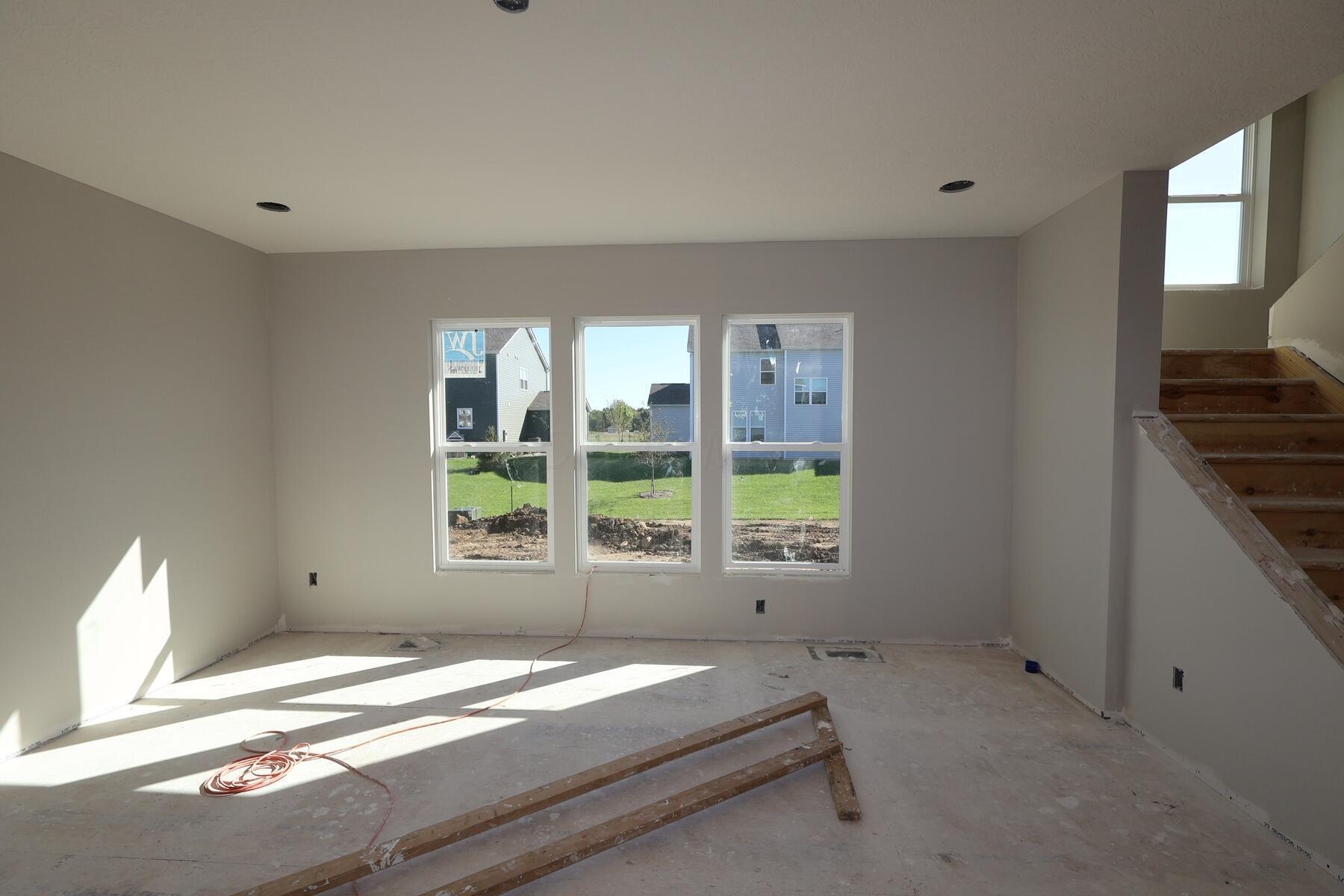 390 Fawn Valley Place Property Photo 5