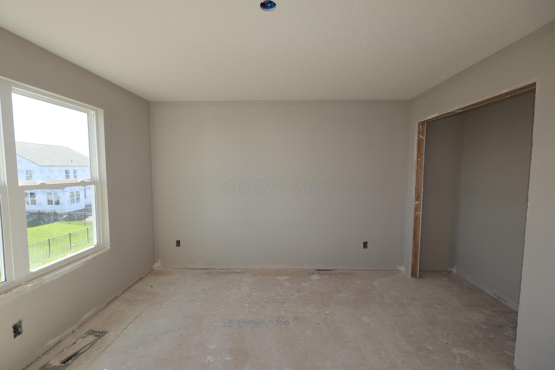 390 Fawn Valley Place Property Photo 11