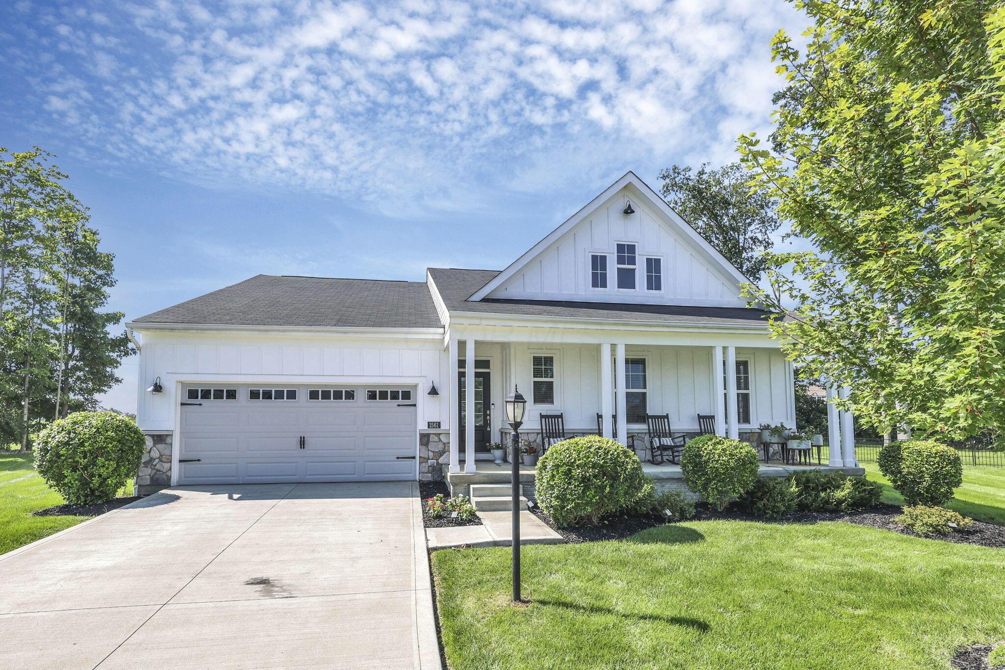 1561 Woodline Court Property Photo 1