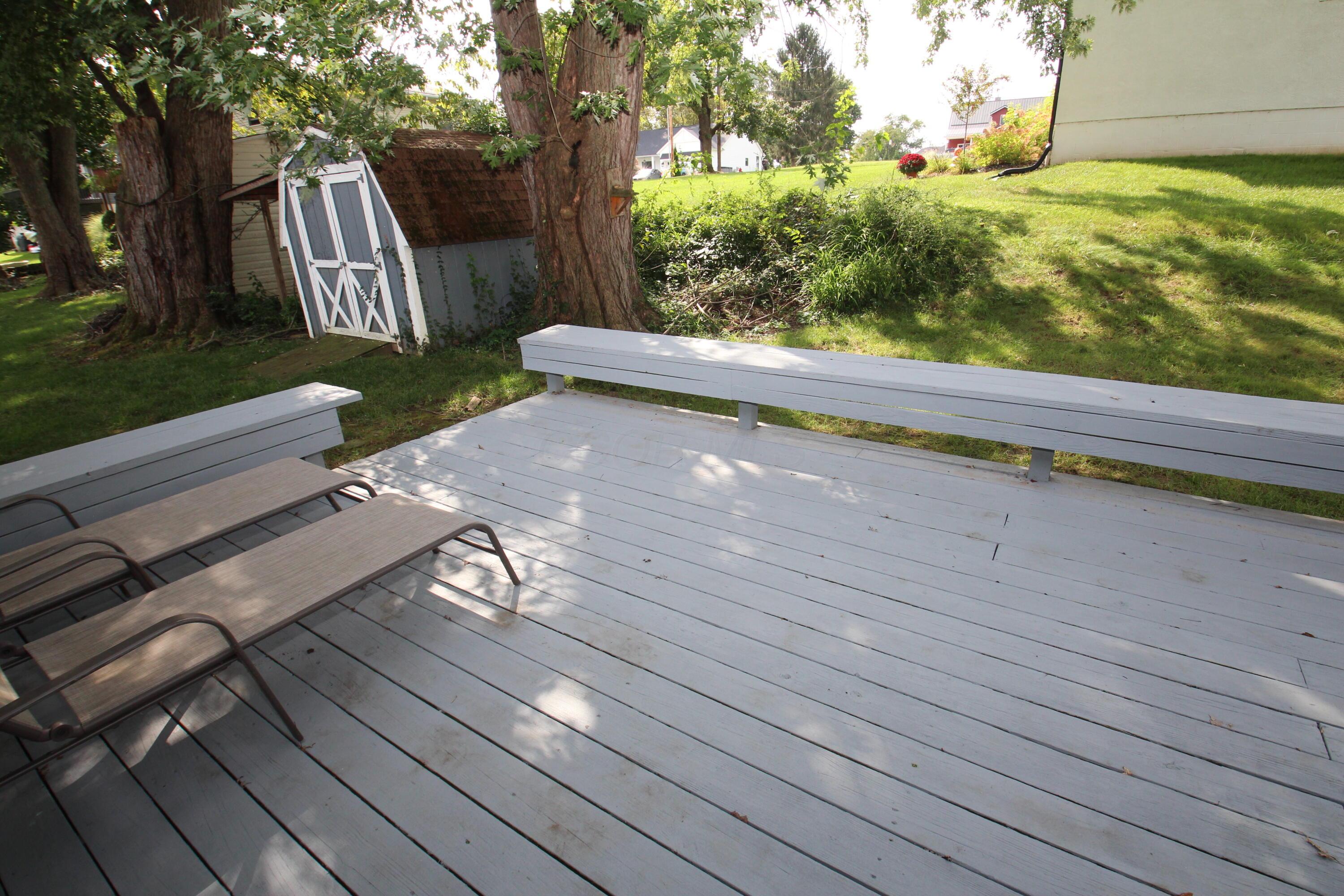 866 Lakeshore Drive W Property Photo 7