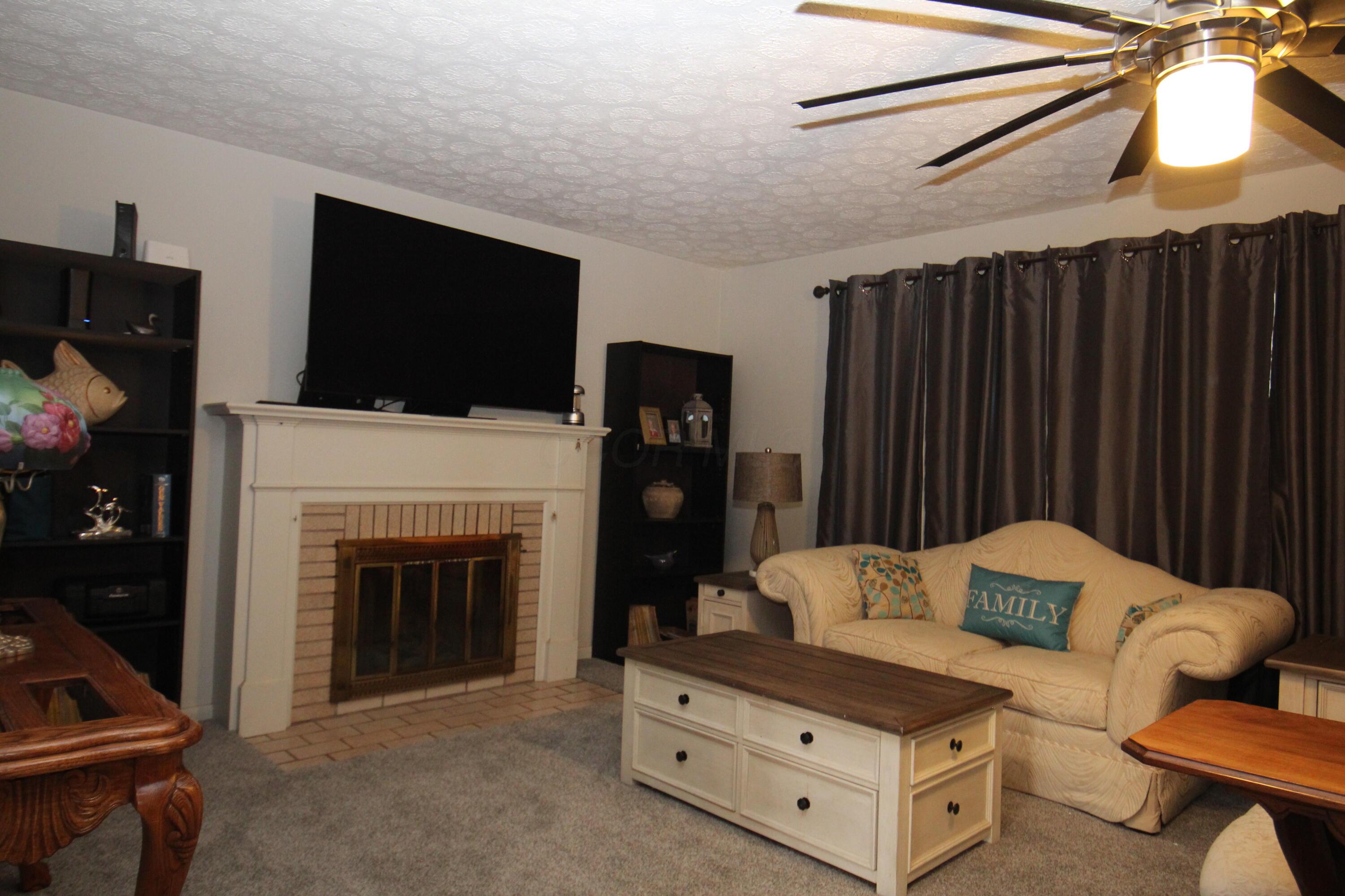 866 Lakeshore Drive W Property Photo 11