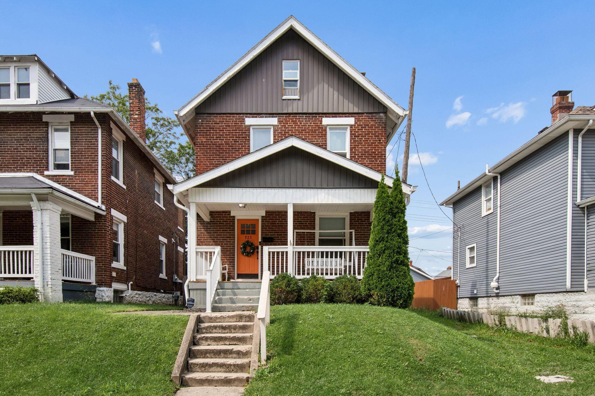 925 Gilbert Street Property Photo 1