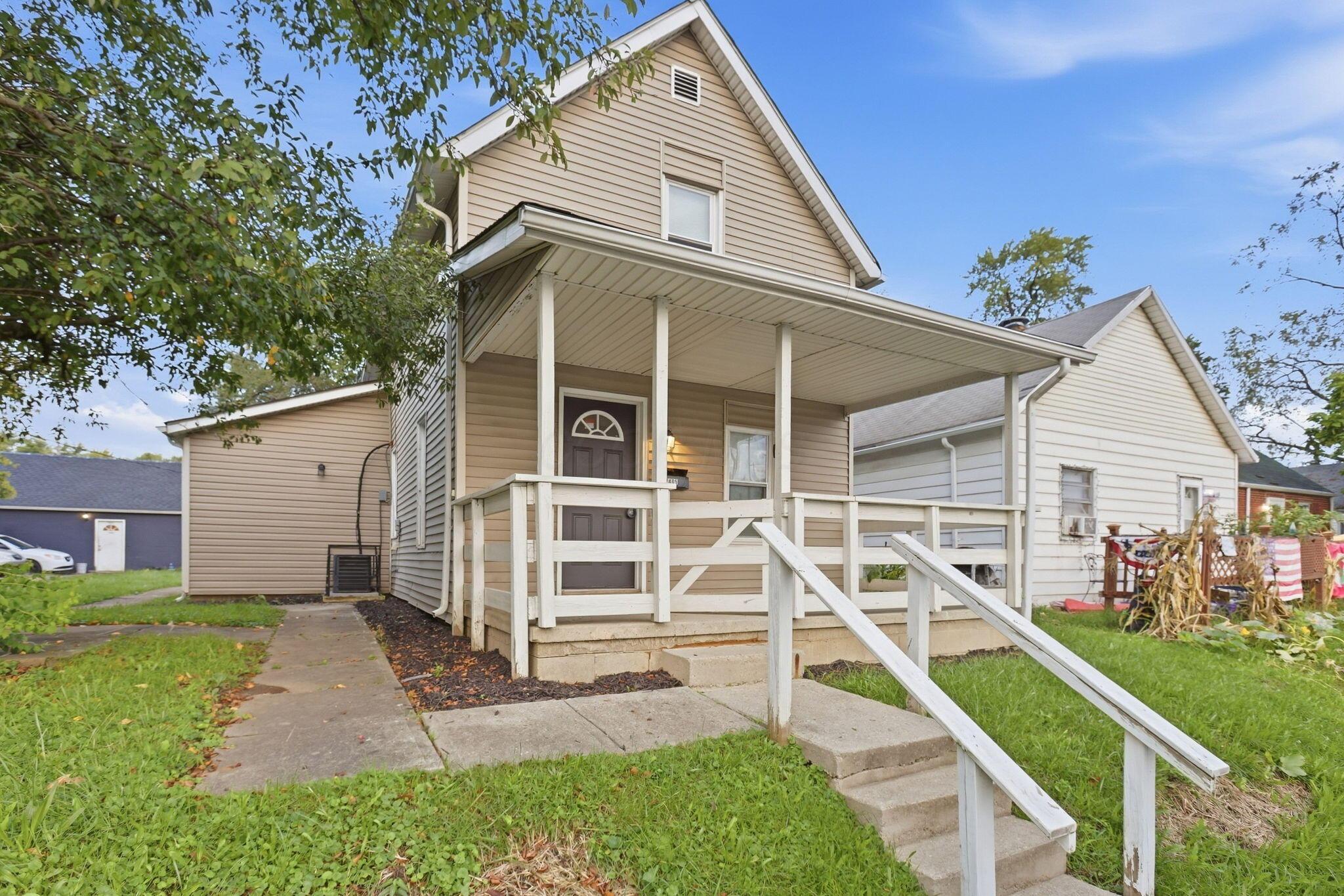 2405 S 7th Street Property Photo 1