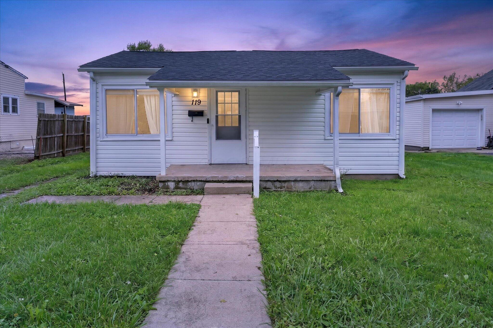 119 W Ohio Avenue W Property Photo 1