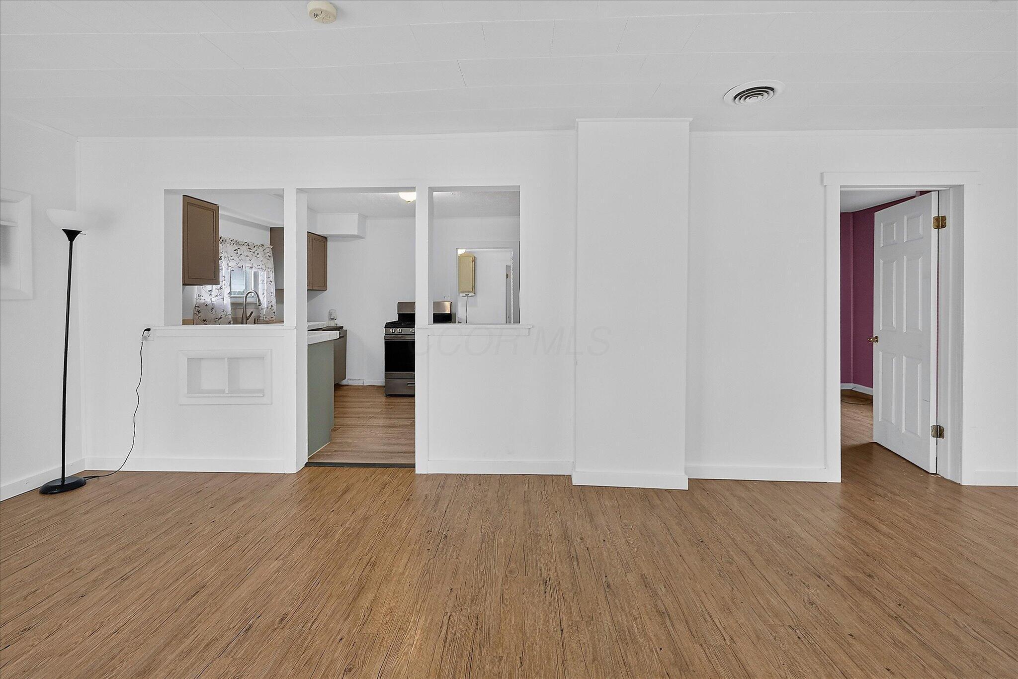 119 W Ohio Avenue W Property Photo 4