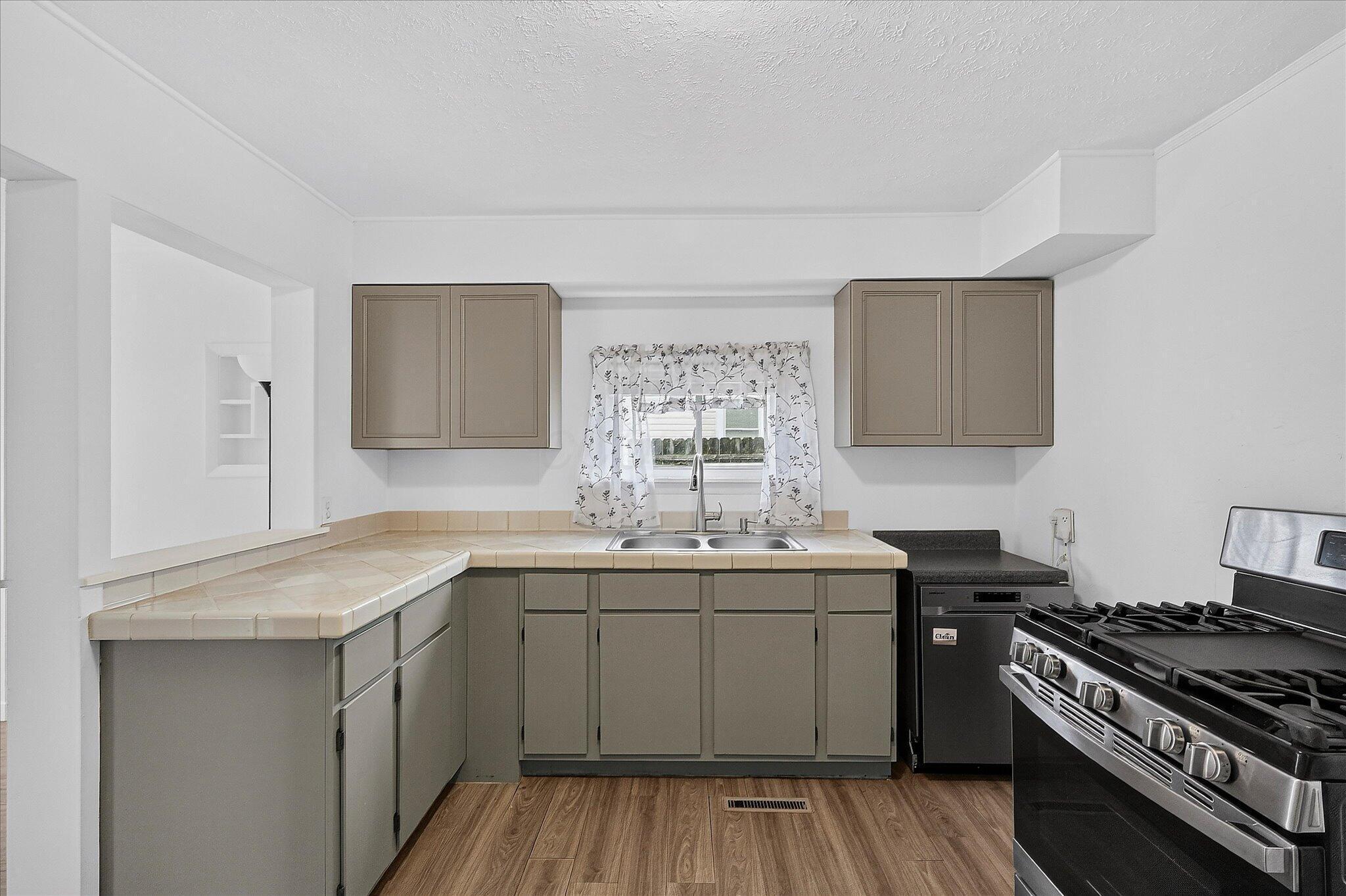 119 W Ohio Avenue W Property Photo 10