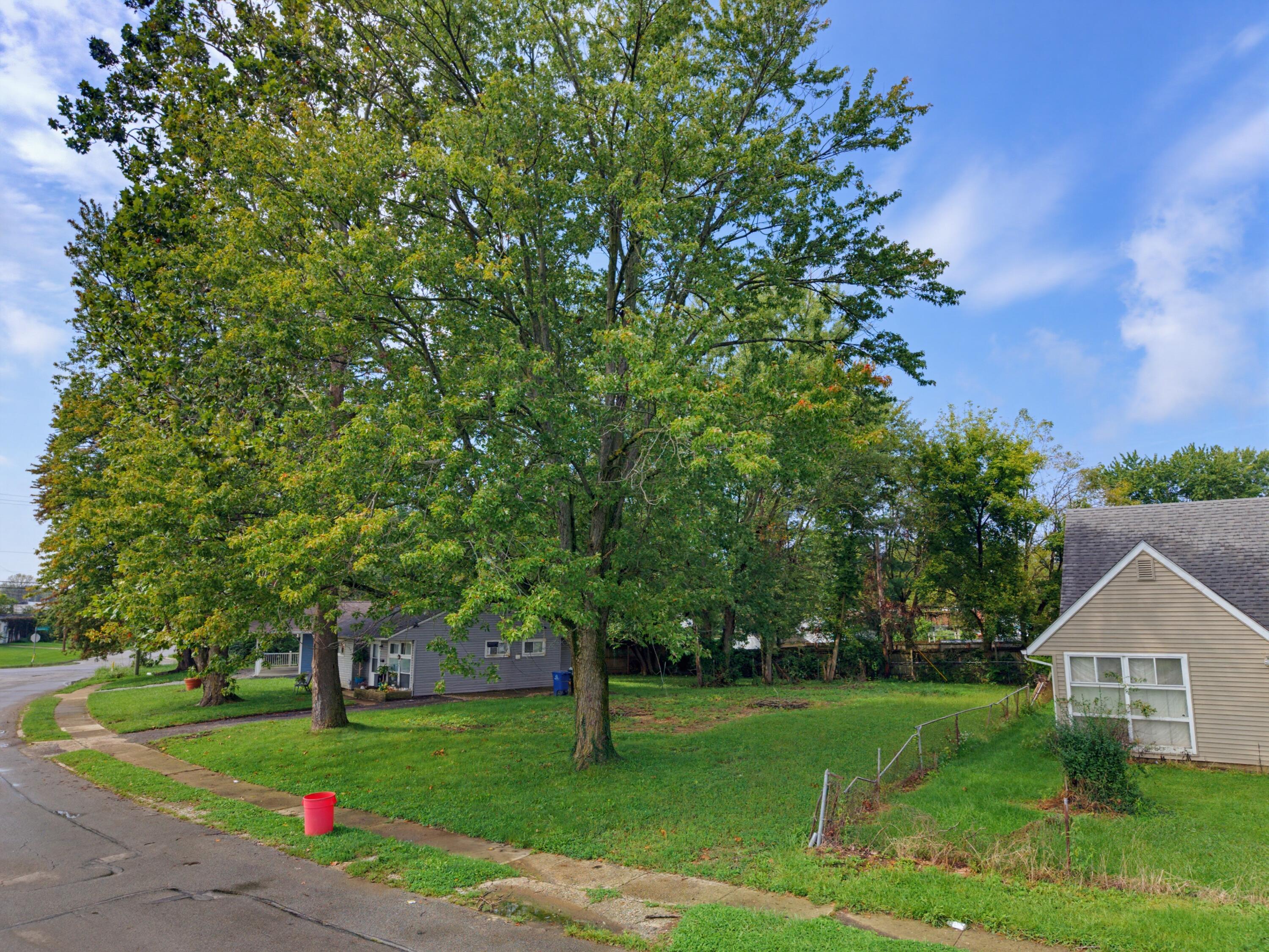 2127 Dawnlight Avenue Property Photo 1