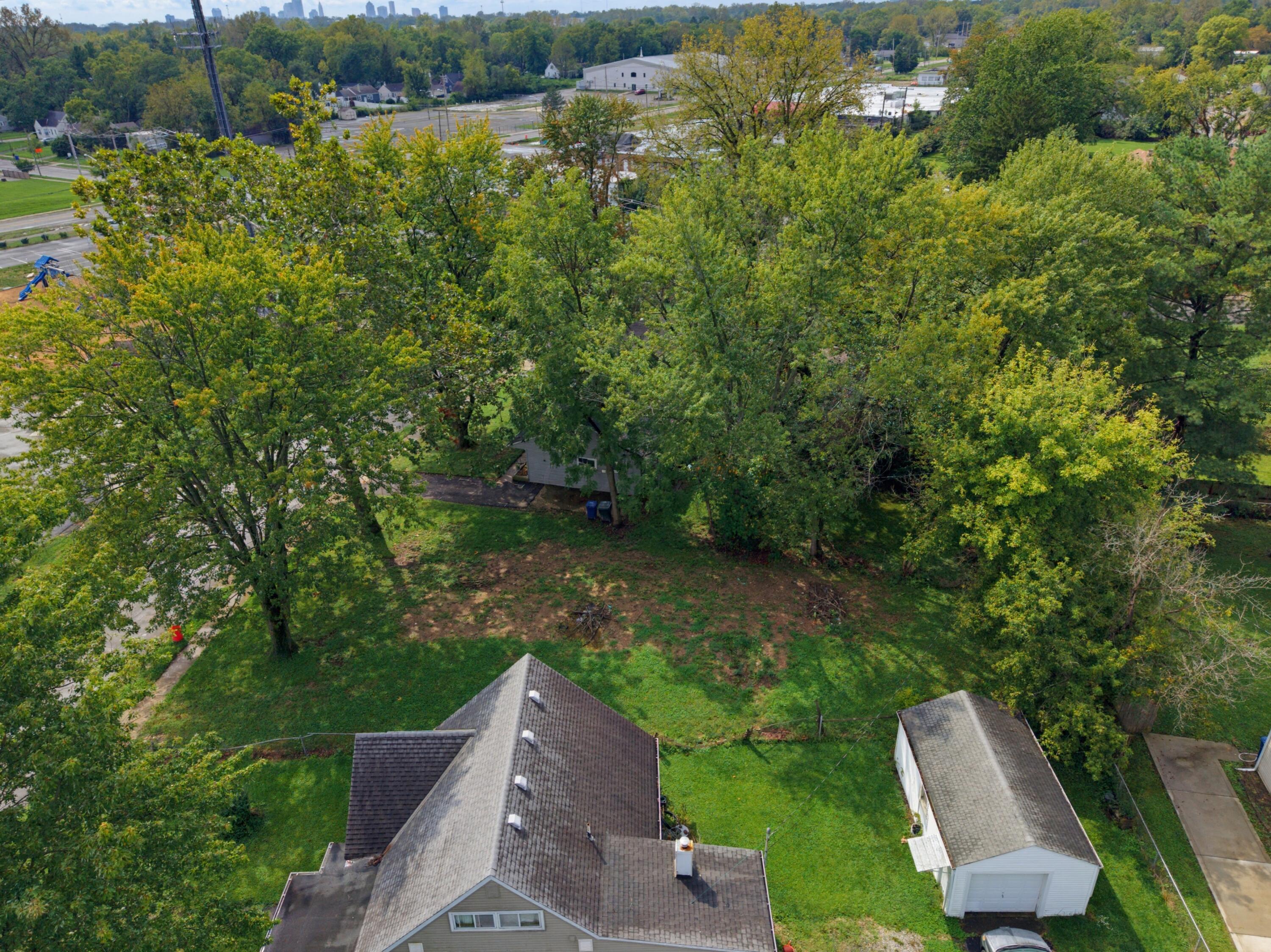 2127 Dawnlight Avenue Property Photo 3