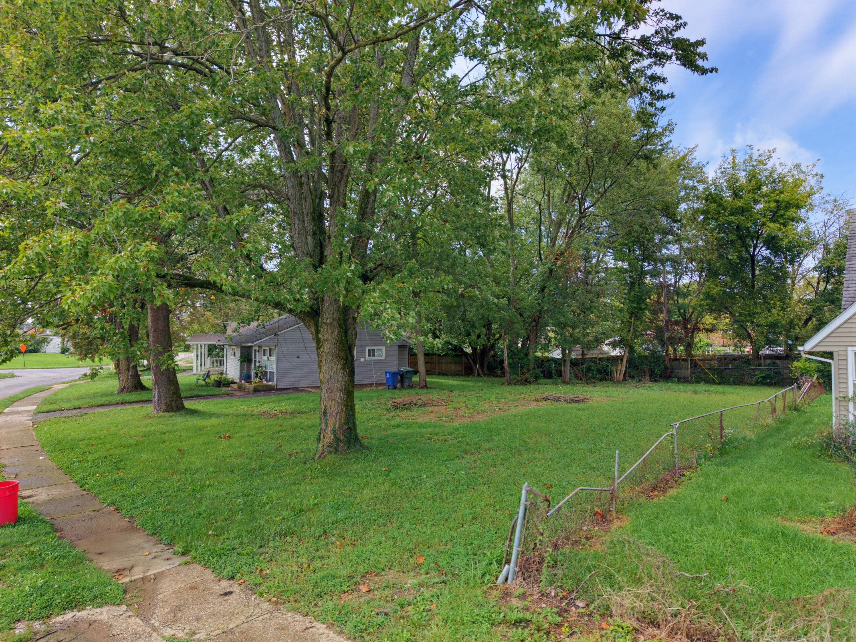 2127 Dawnlight Avenue Property Photo 6