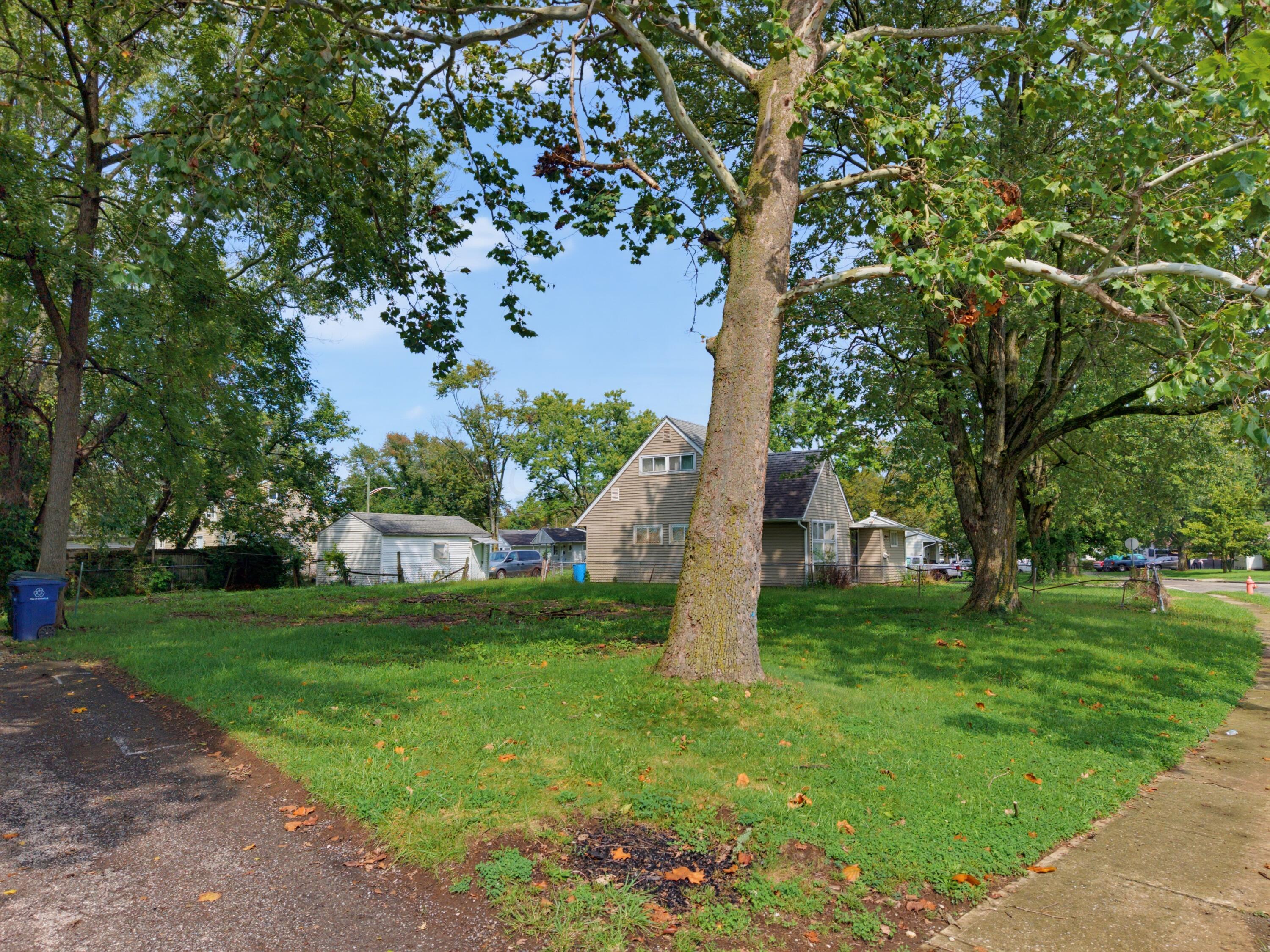 2127 Dawnlight Avenue Property Photo 7