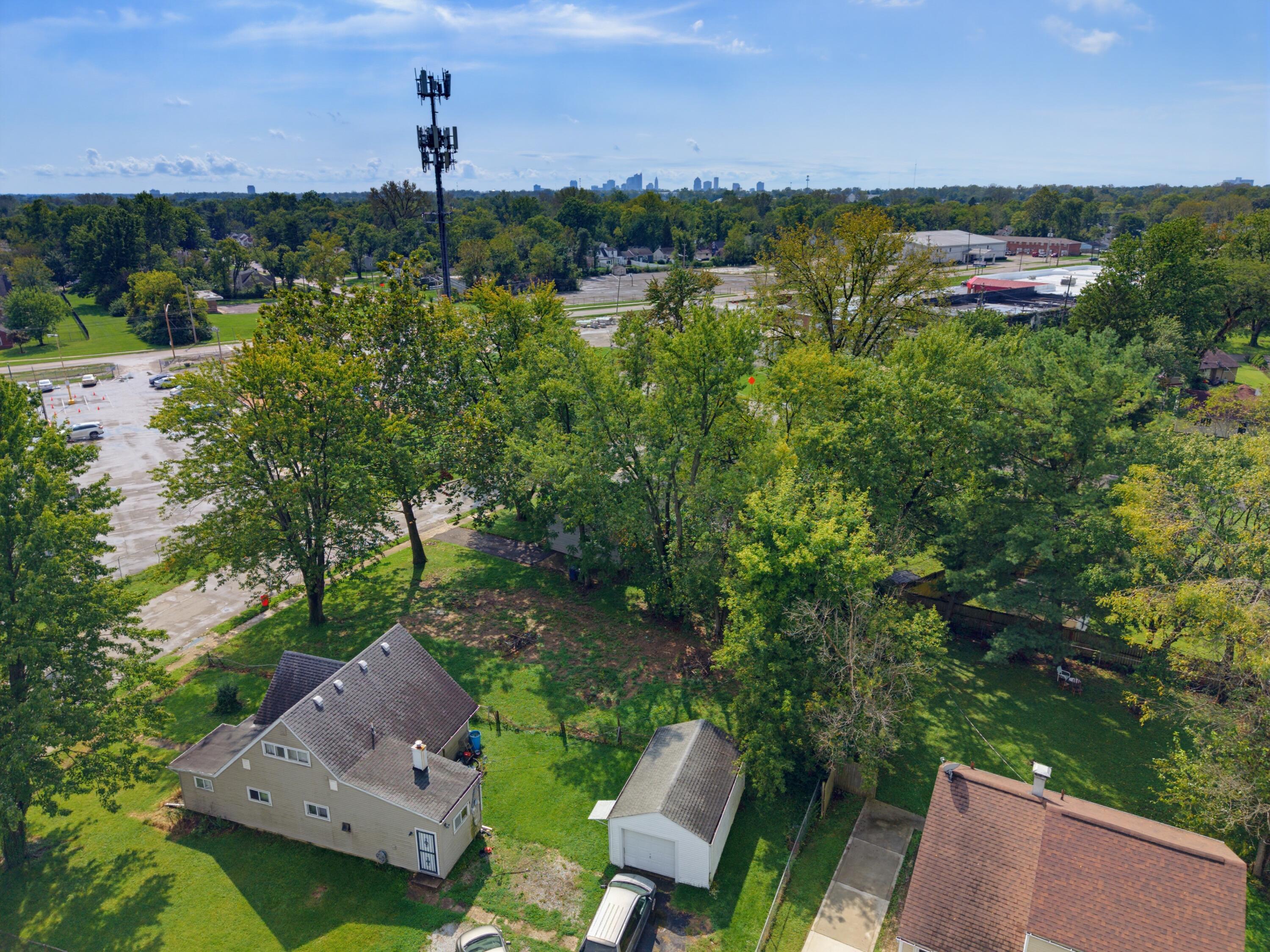 2127 Dawnlight Avenue Property Photo 8