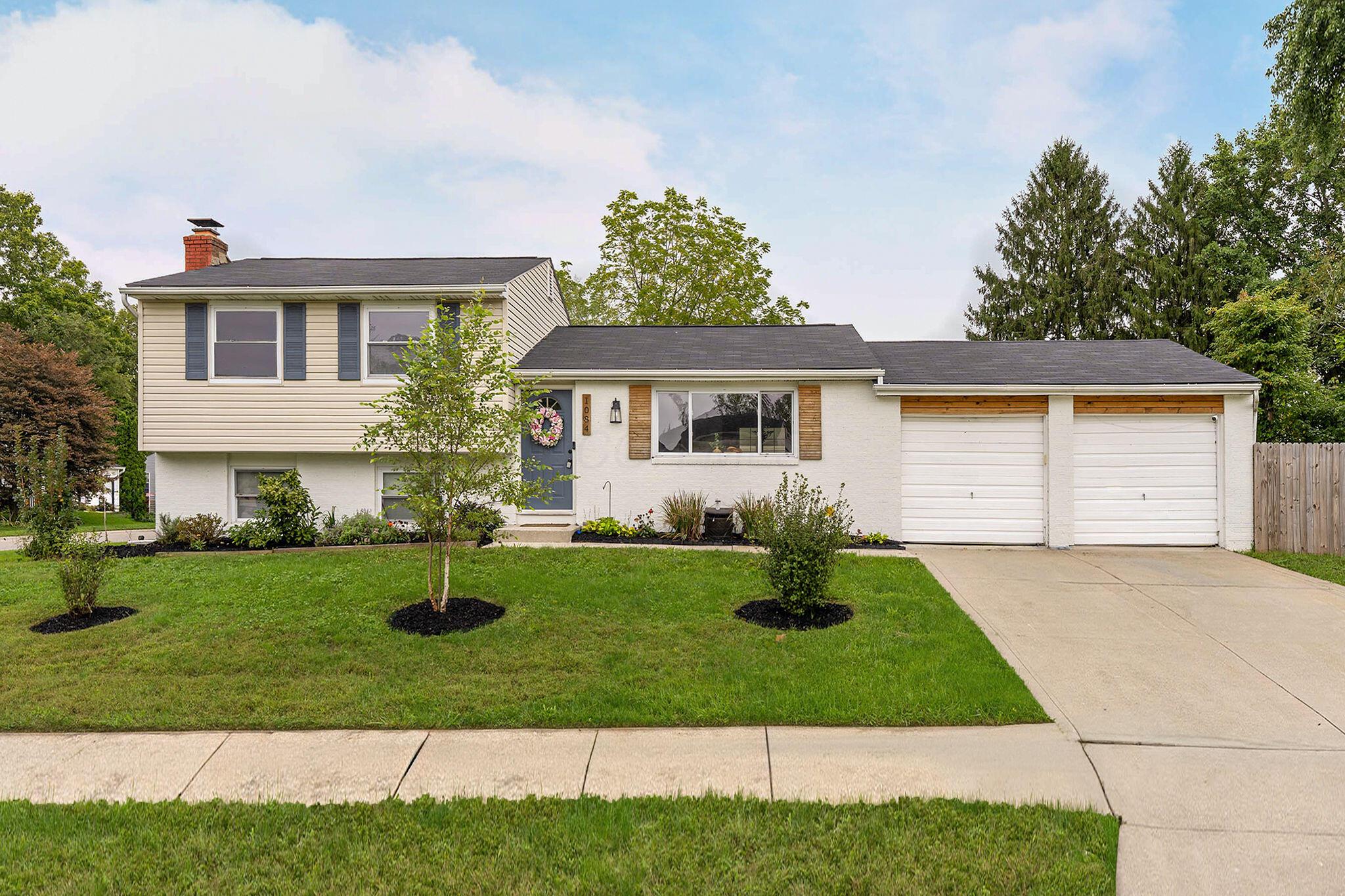 1084 Fletcher Drive Property Photo 1