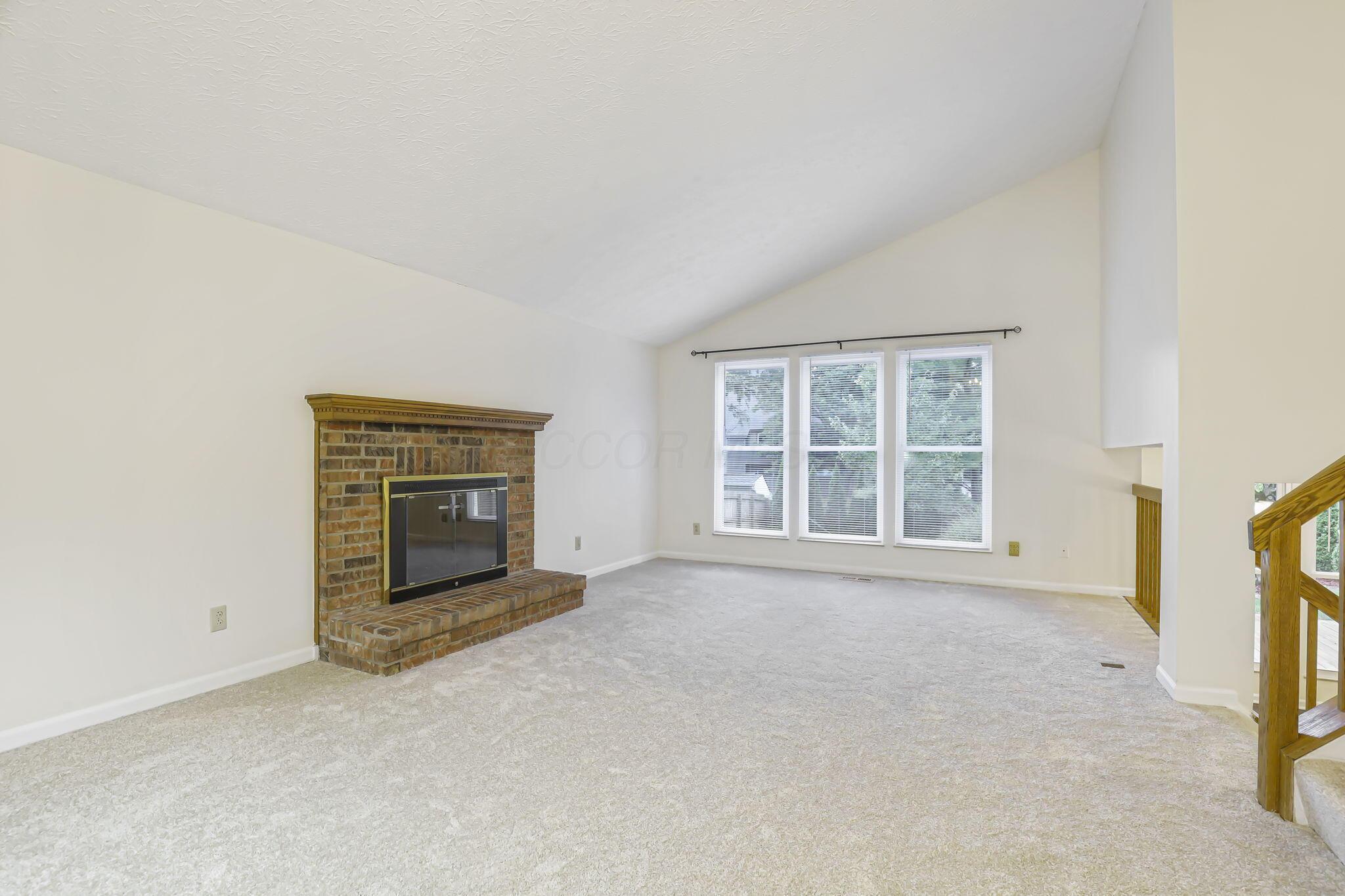 2473 Sutter Parkway Property Photo 8