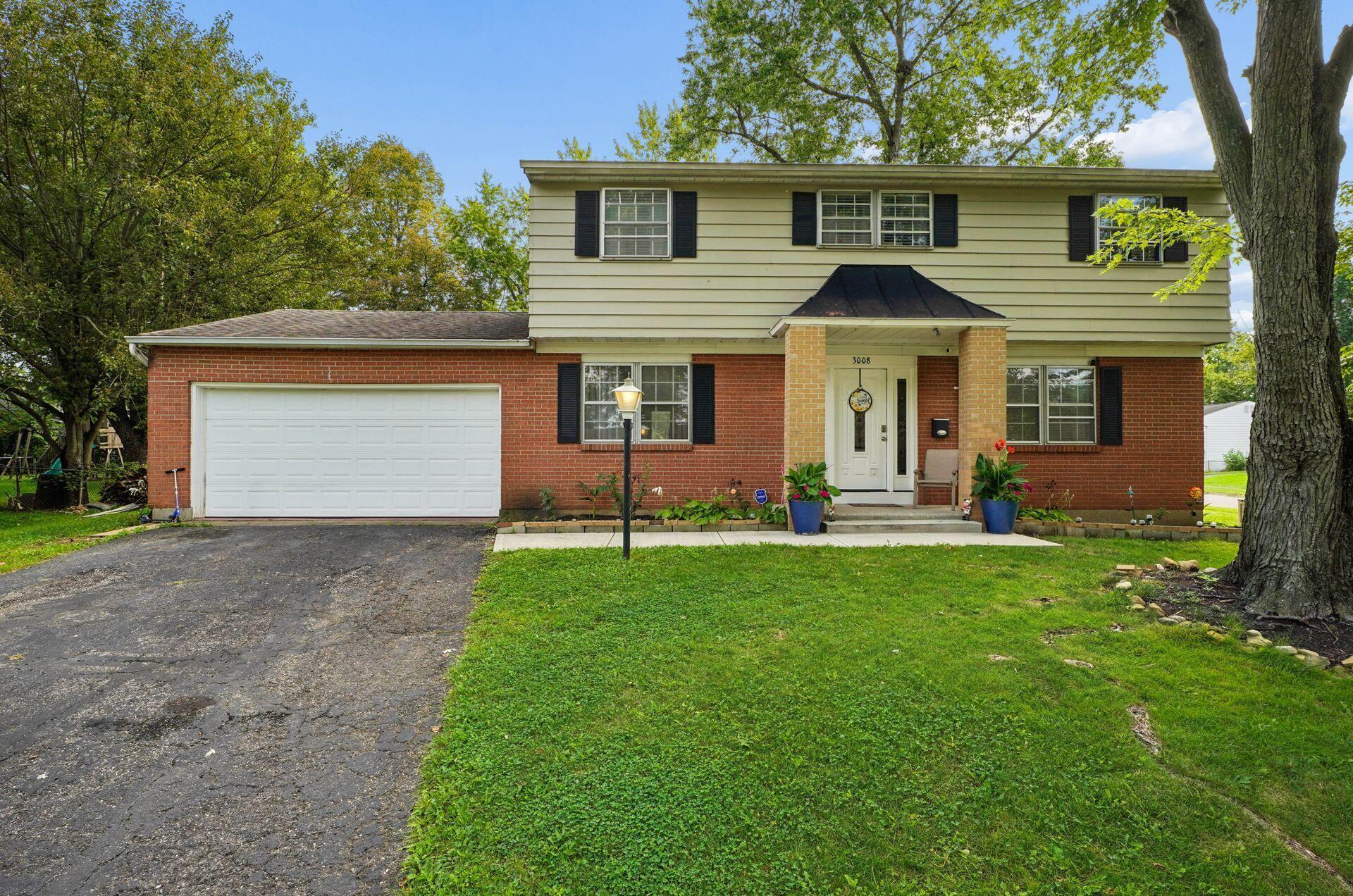 3008 Upton Road W Property Photo 1