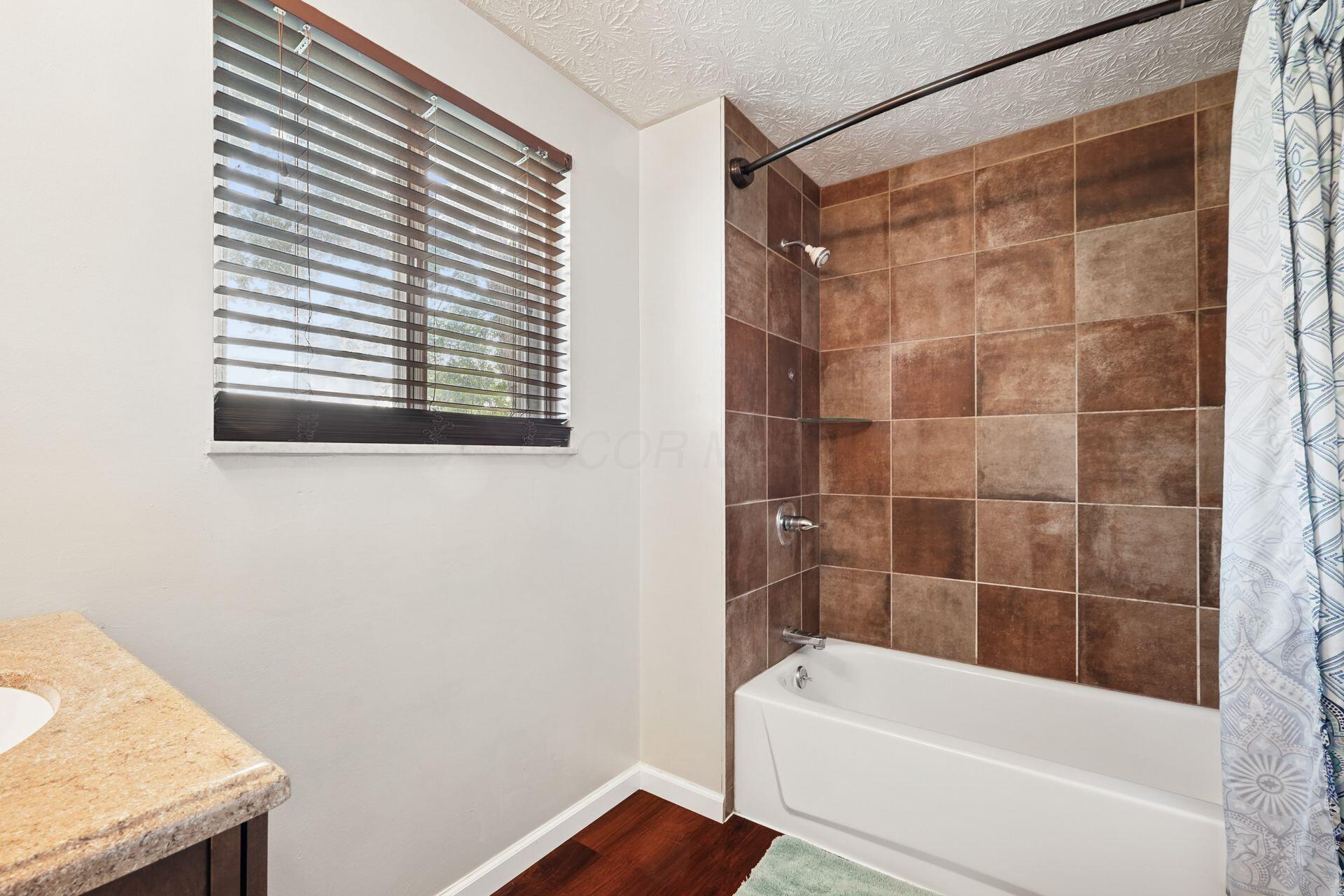 3008 Upton Road W Property Photo 19