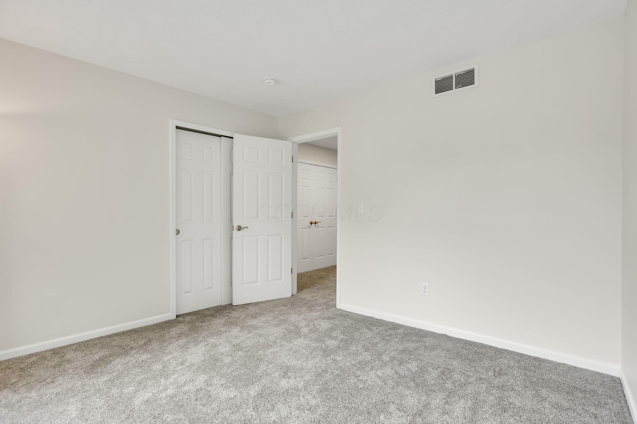5973 Hampton Corners N Property Photo 50