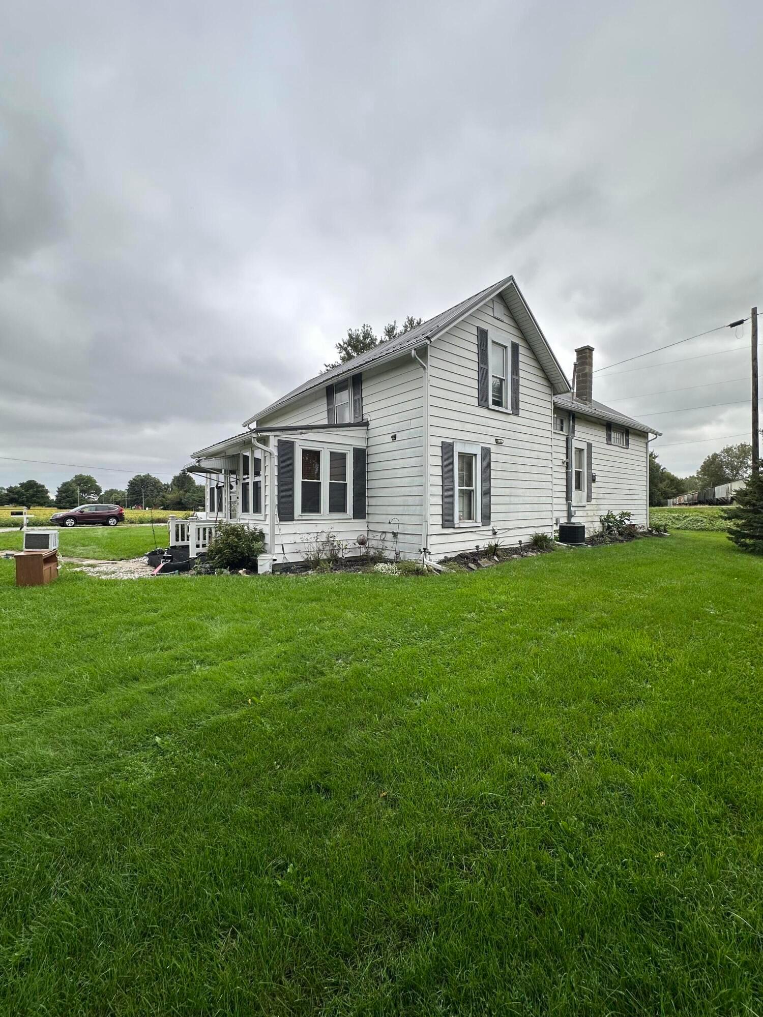 487 Newmans Cardington Road W Property Photo 1