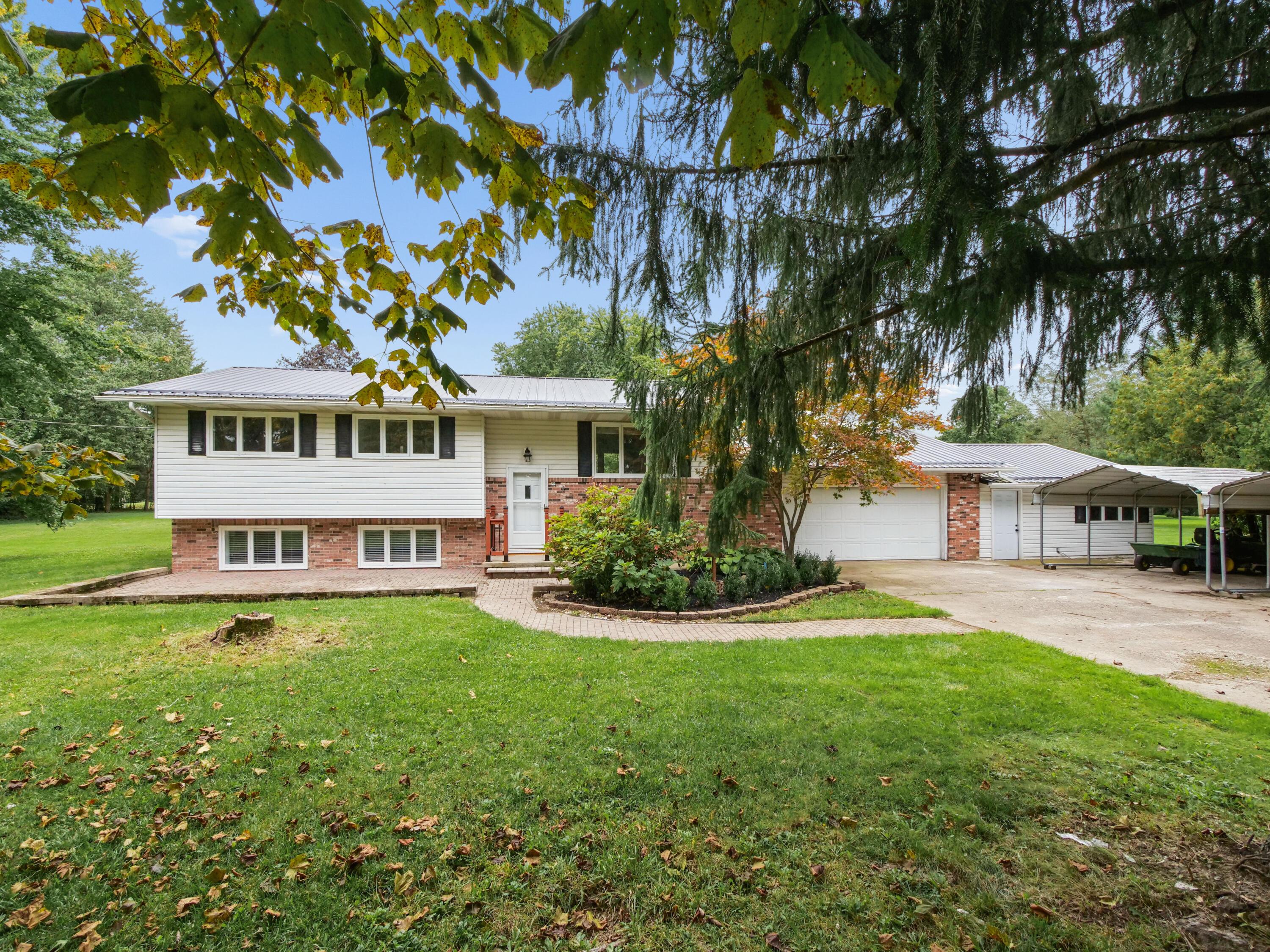 633 Willey Road Property Photo 1