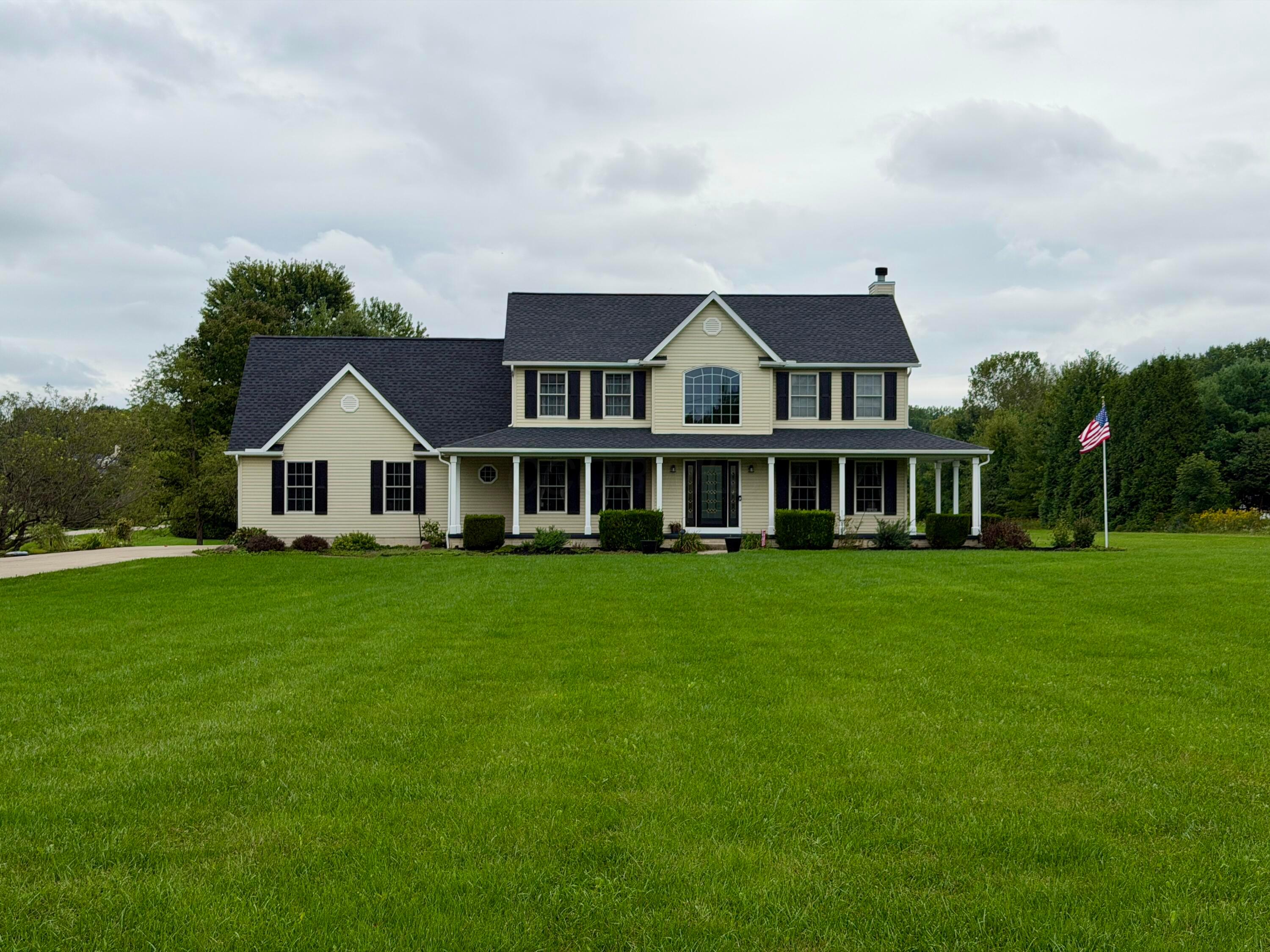 3078 N 3 Bs And K Property Photo 1