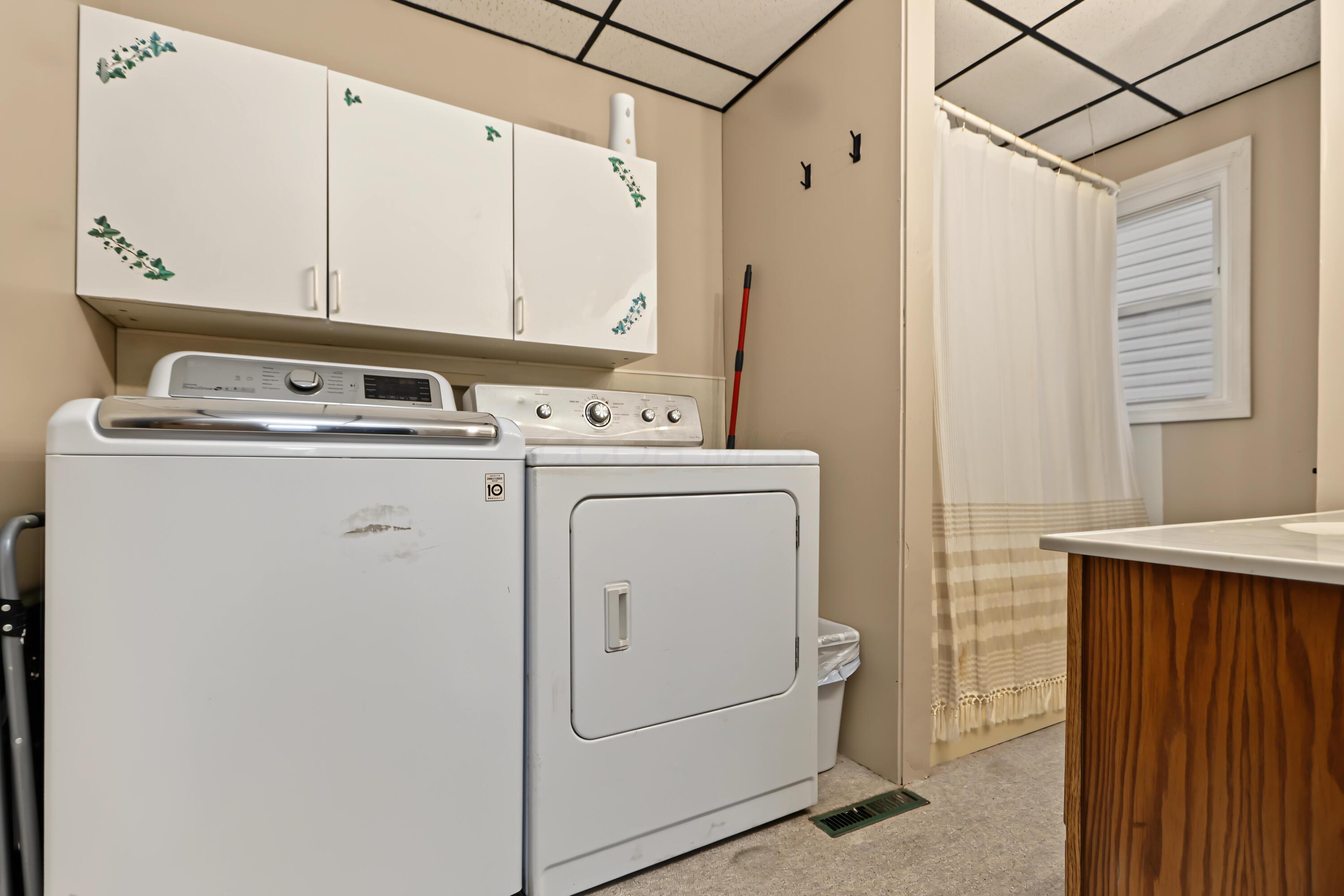 337 Pomerene Road Property Photo 13