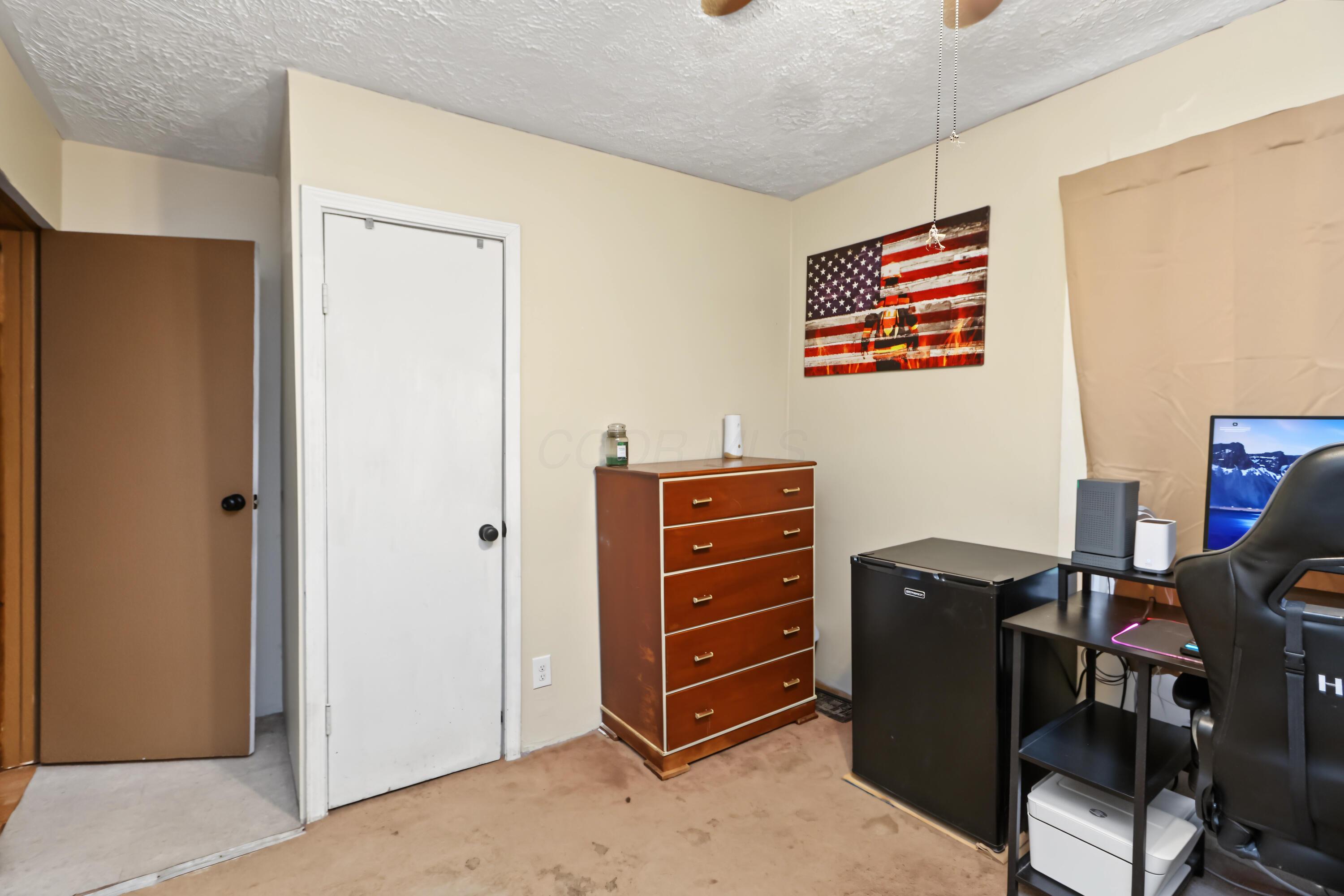337 Pomerene Road Property Photo 14