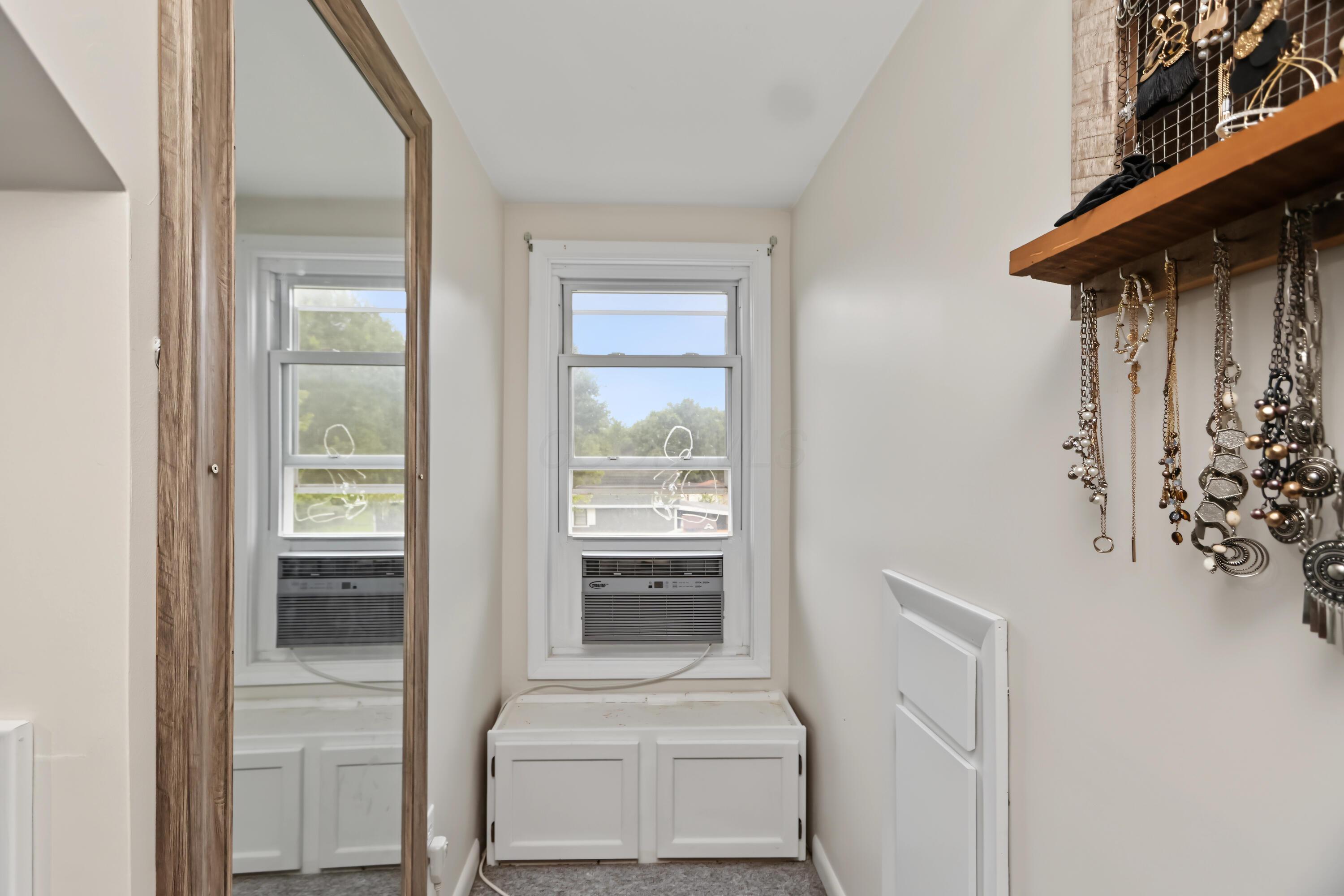 337 Pomerene Road Property Photo 17