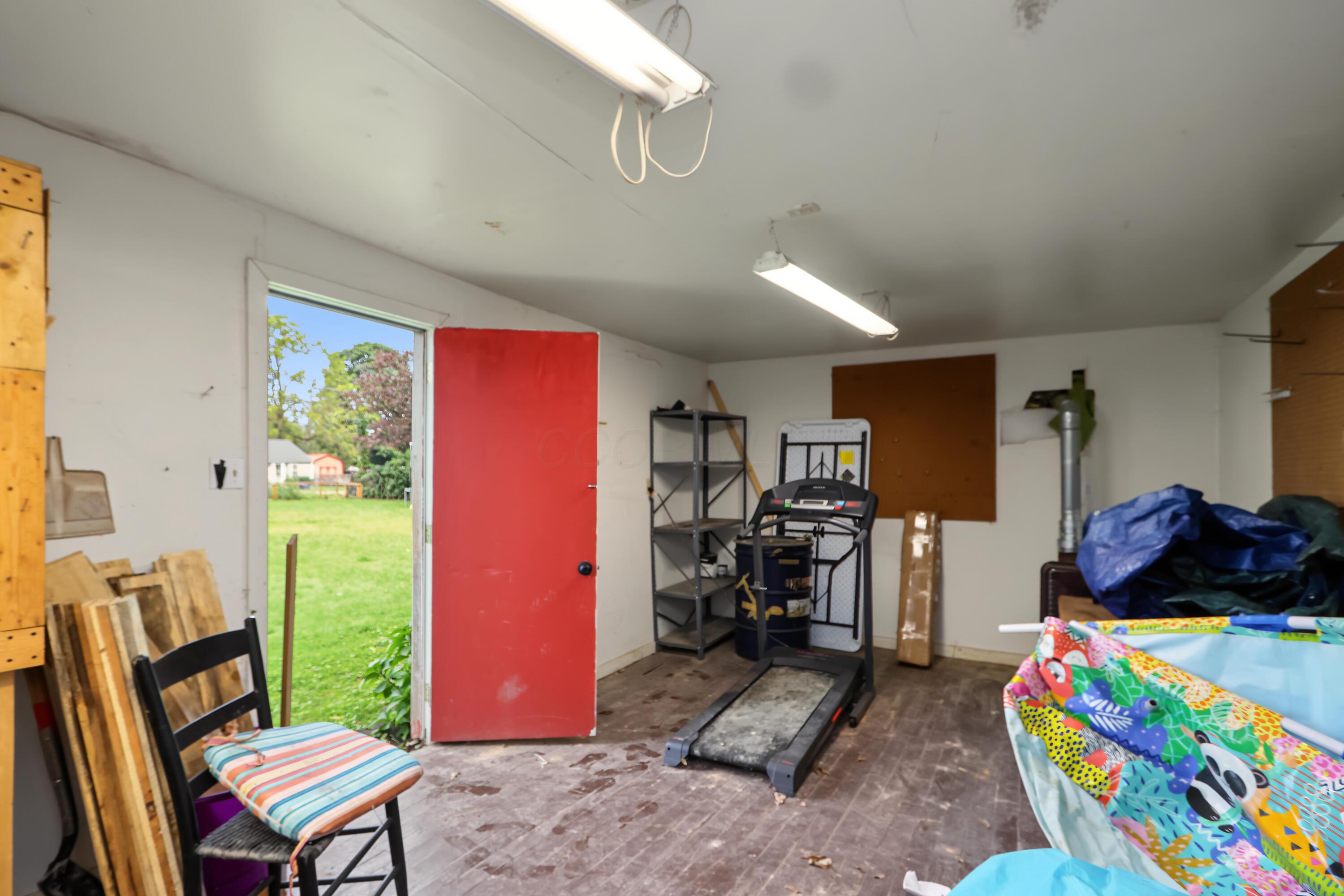 337 Pomerene Road Property Photo 28