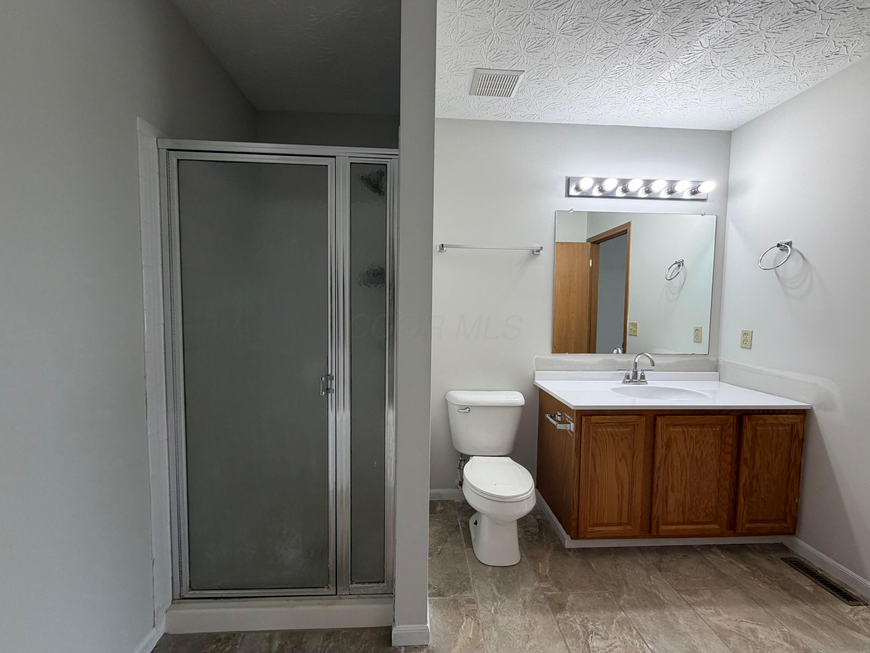 208 Isaac Tharp Street Property Photo 8