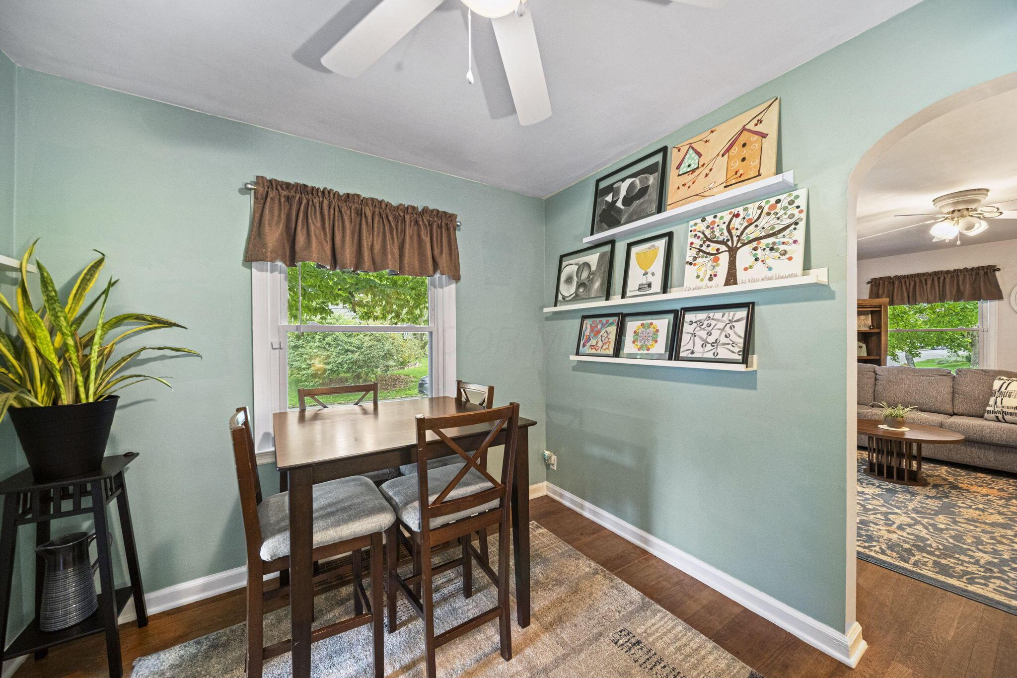 3138 Summit Street Property Photo 12