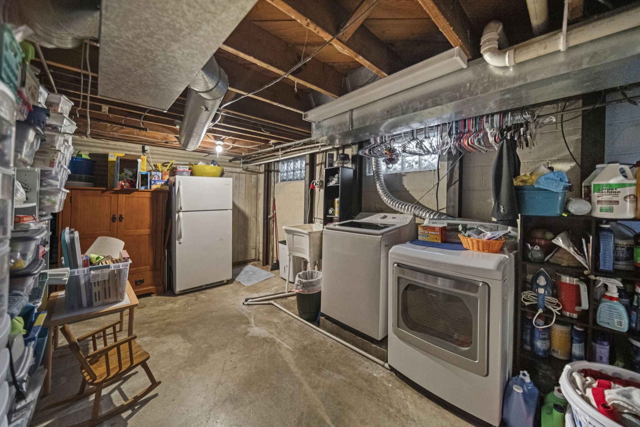 3138 Summit Street Property Photo 42