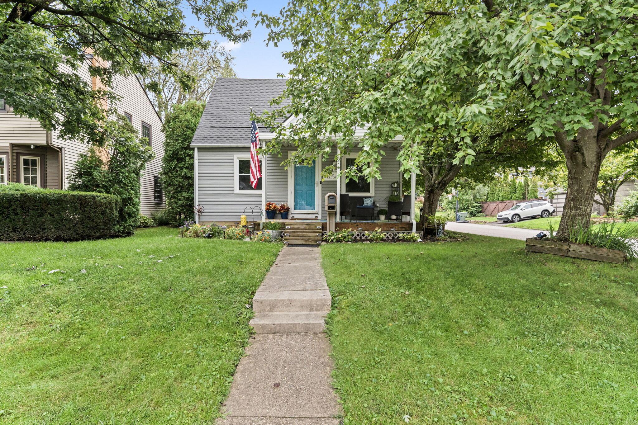 3138 Summit Street Property Photo 55