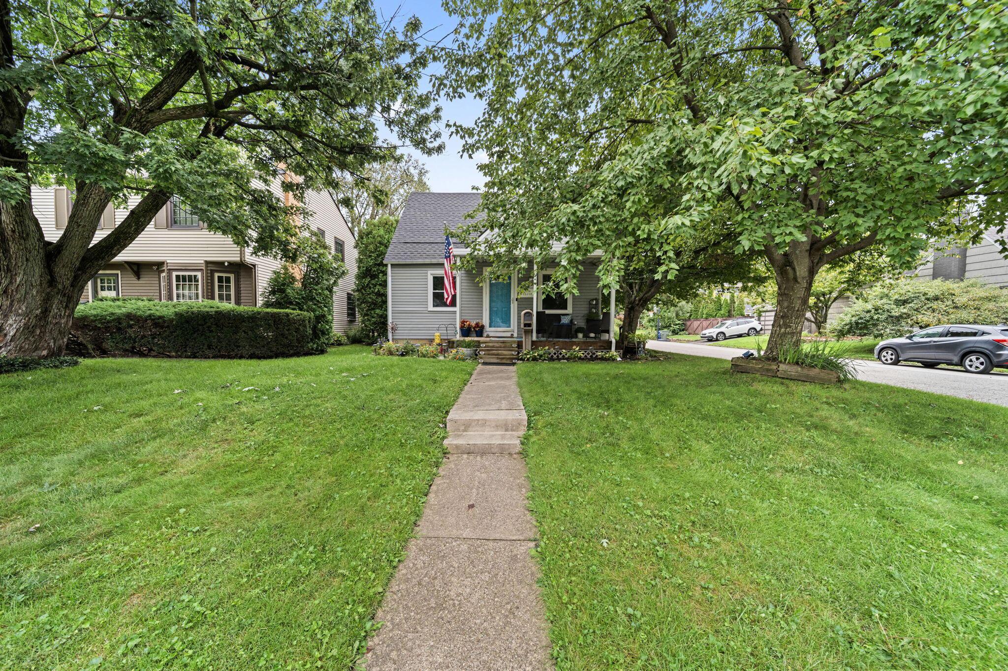 3138 Summit Street Property Photo 56