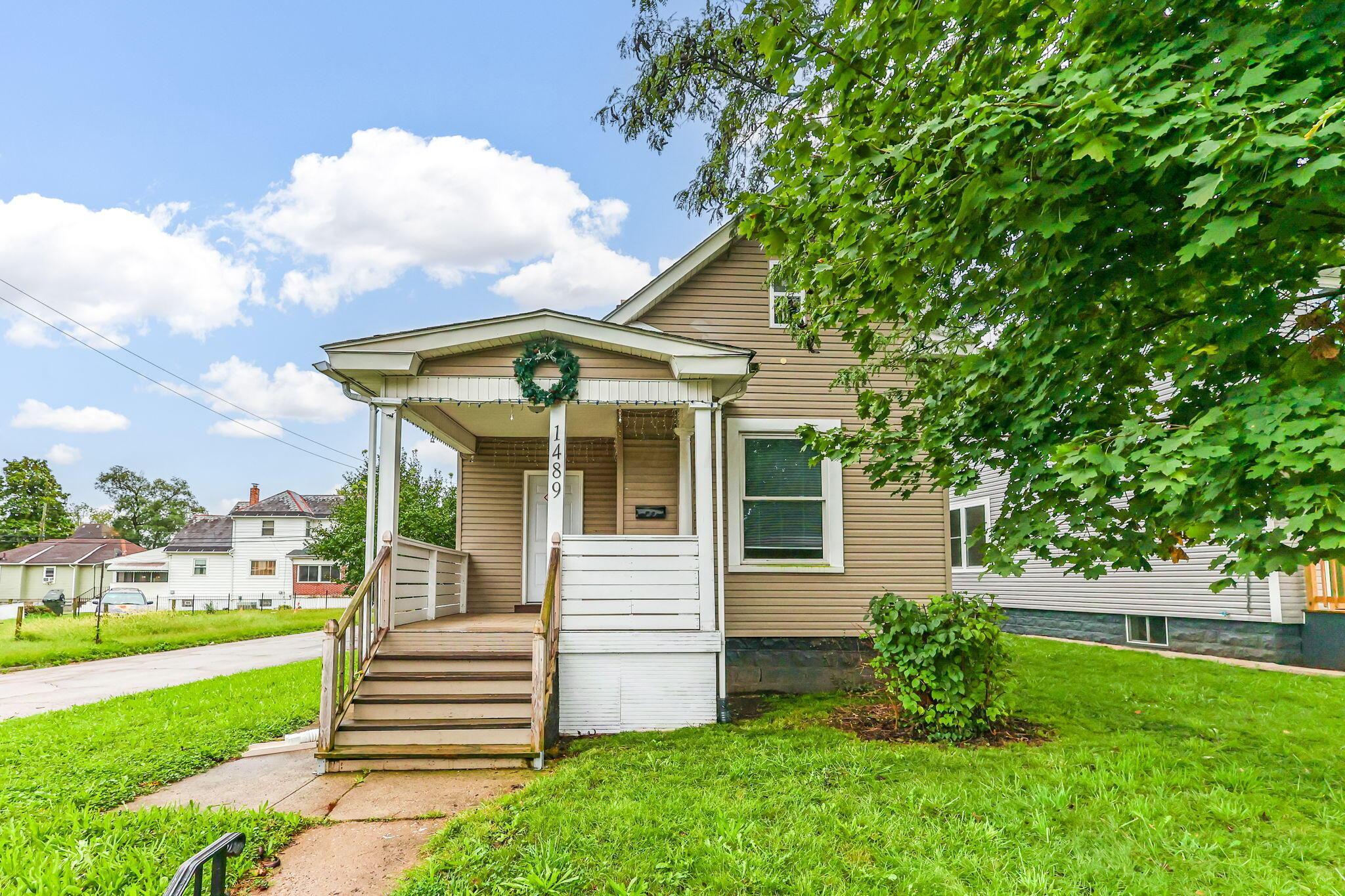 1489 Mount Vernon Avenue Property Photo 1