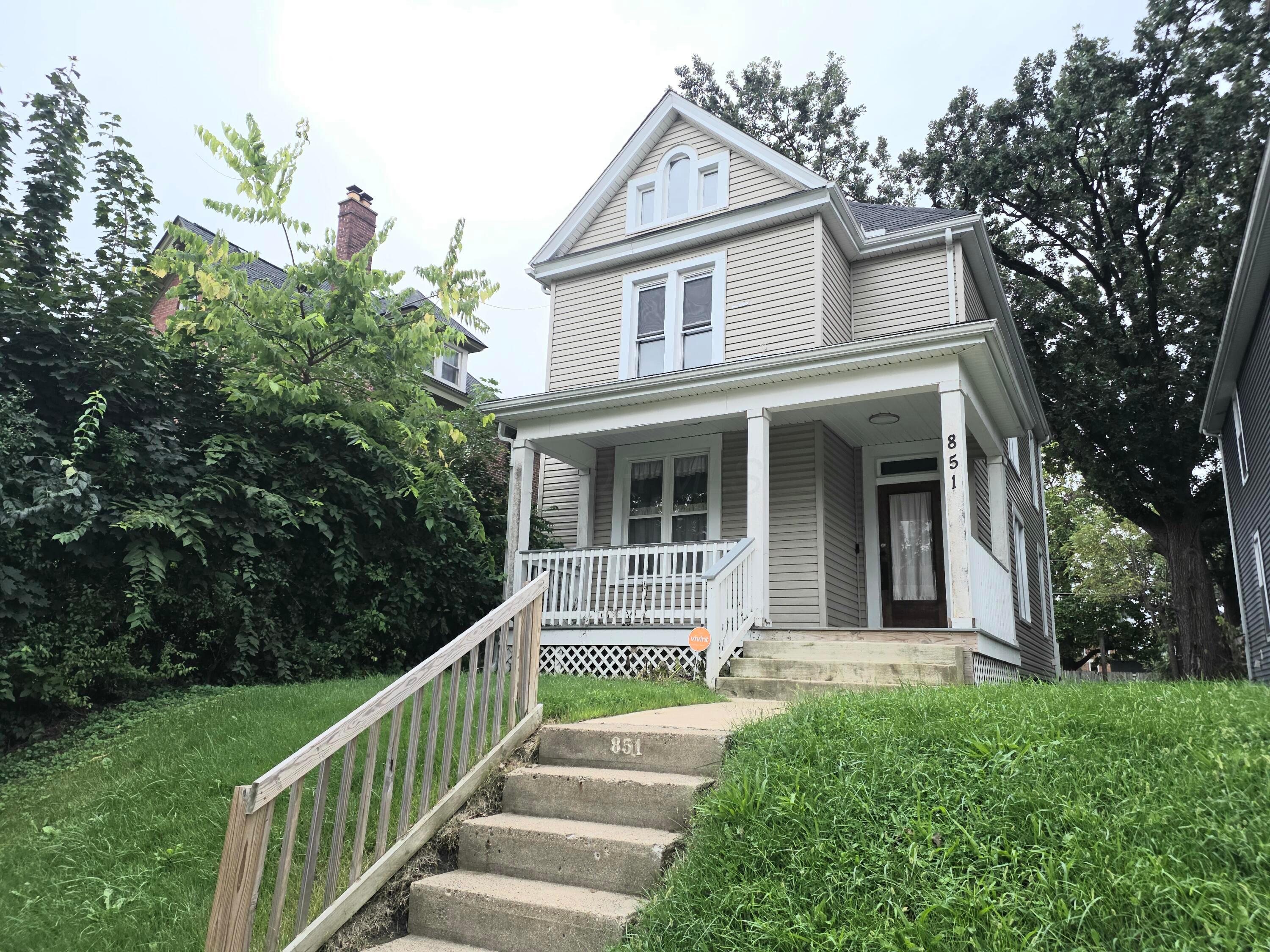 851 Linwood Avenue Property Photo 1