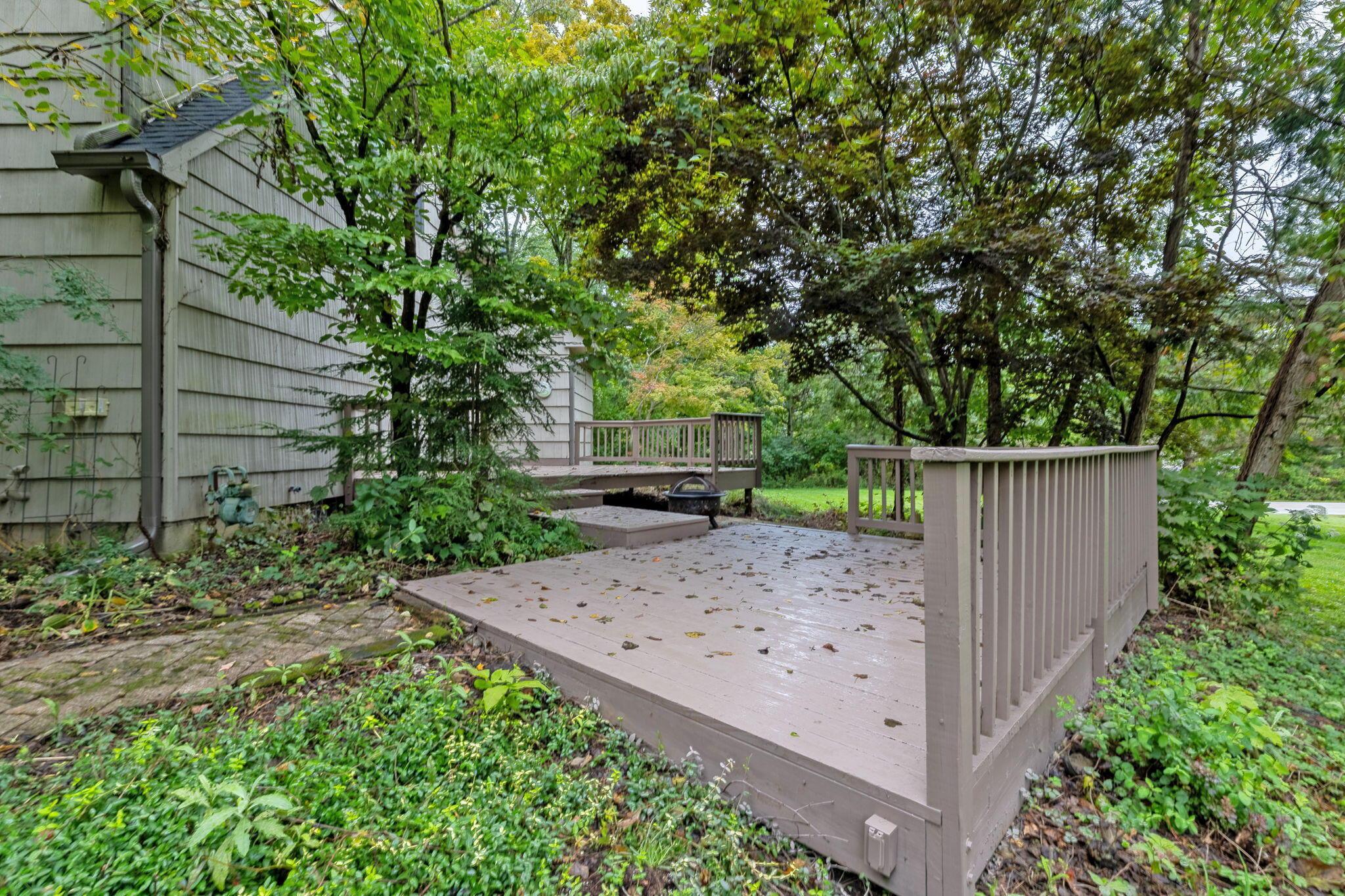 660 E Johnstown Road Property Photo 18