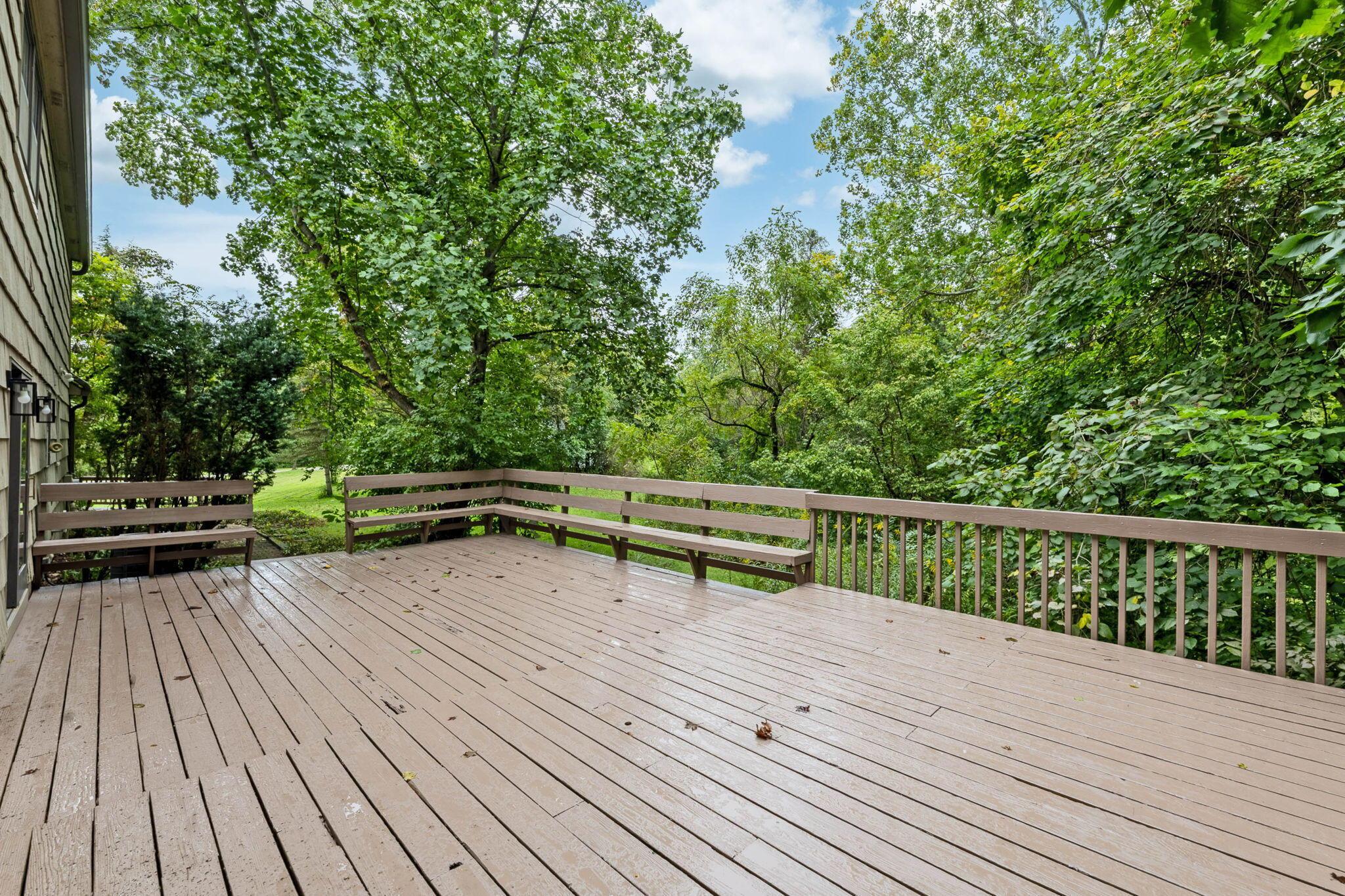 660 E Johnstown Road Property Photo 20