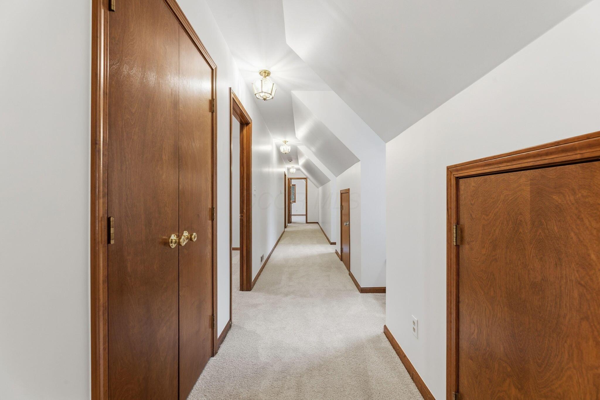 660 E Johnstown Road Property Photo 60