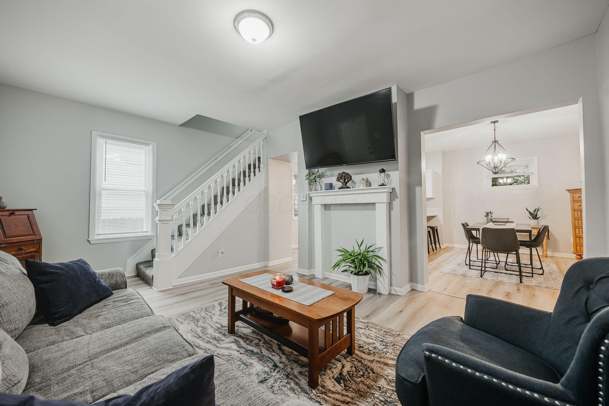 1008 E Whittier Street Property Photo 11