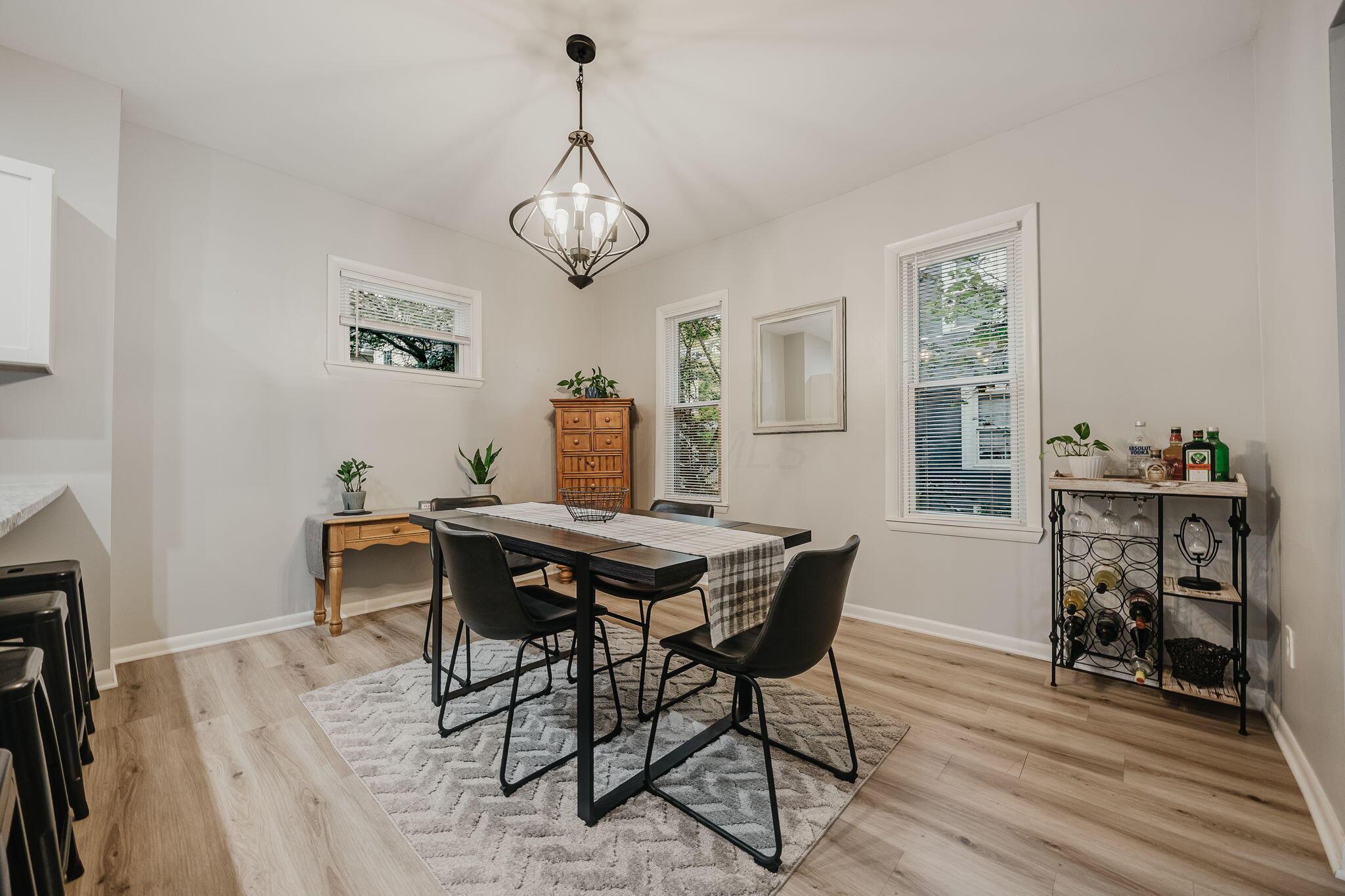 1008 E Whittier Street Property Photo 14