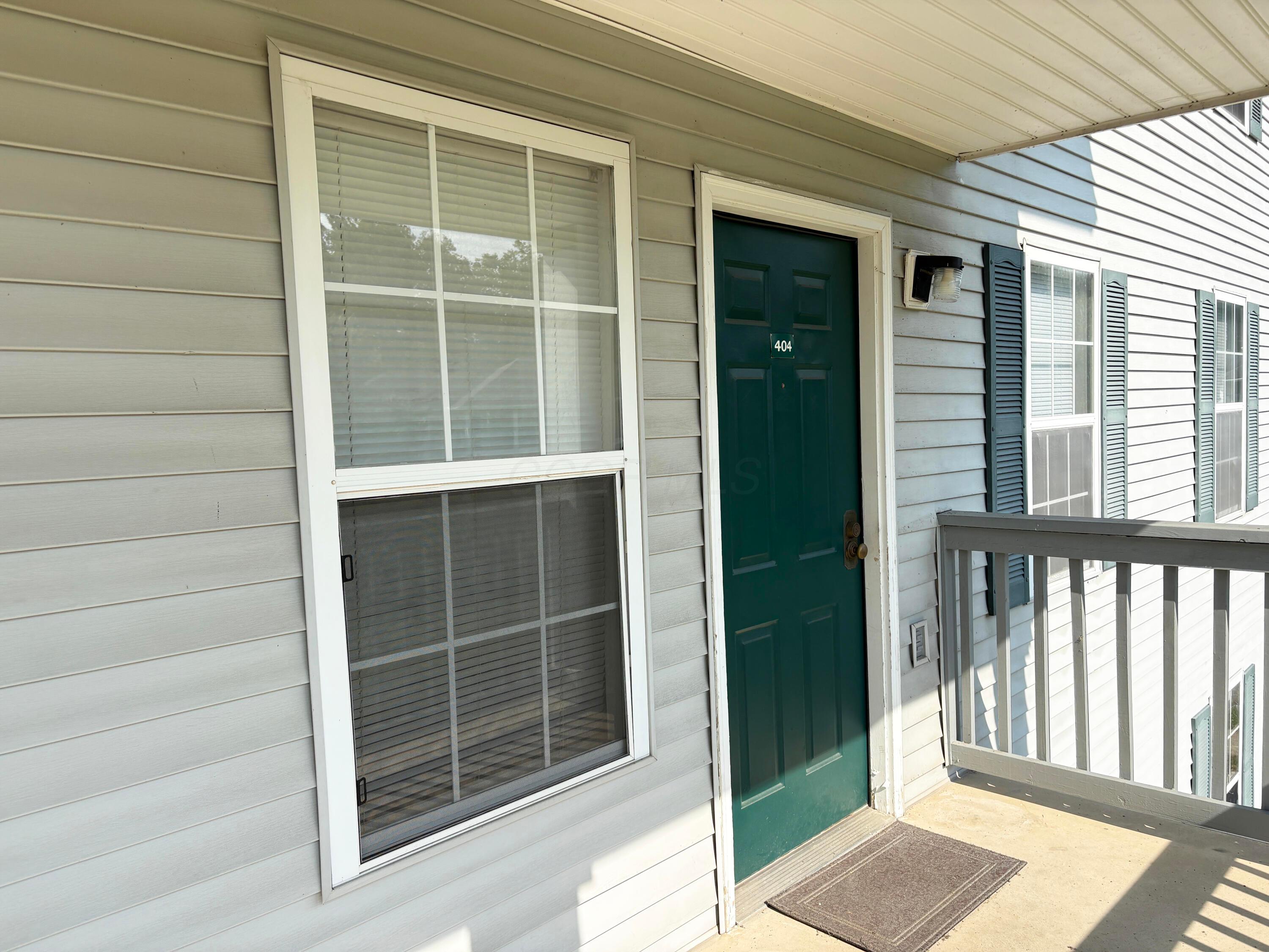 15 S Shafer Street, 404 Property Photo 1