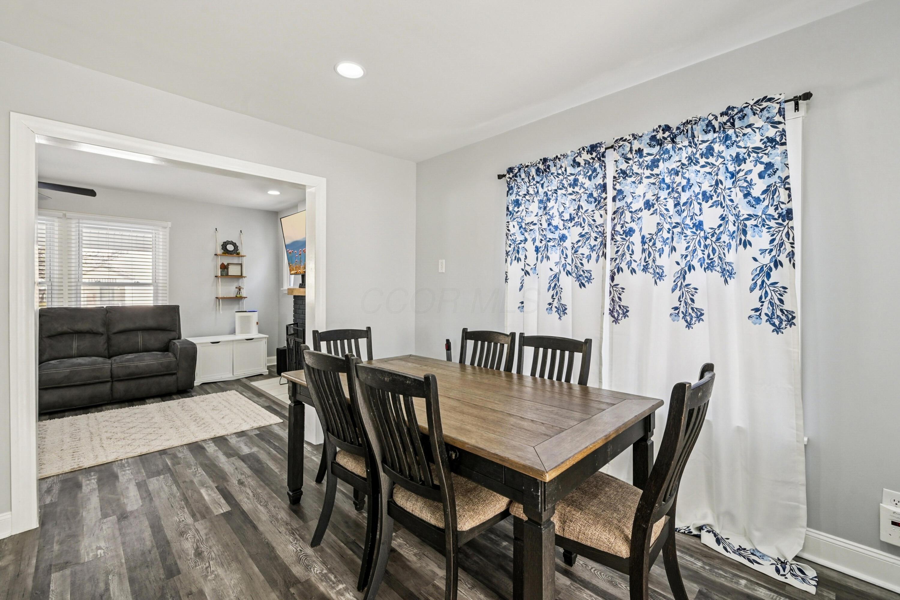 112 E Spring Avenue Property Photo 12