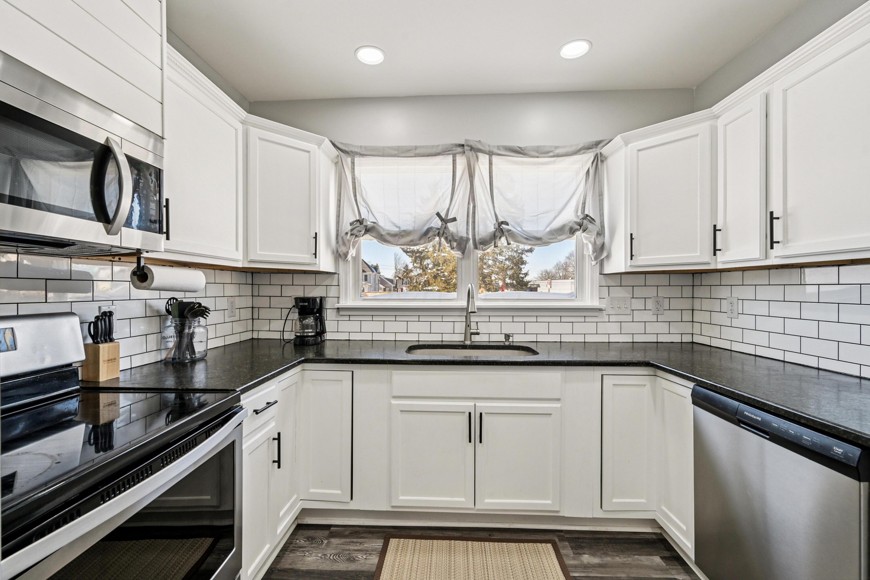 112 E Spring Avenue Property Photo 16
