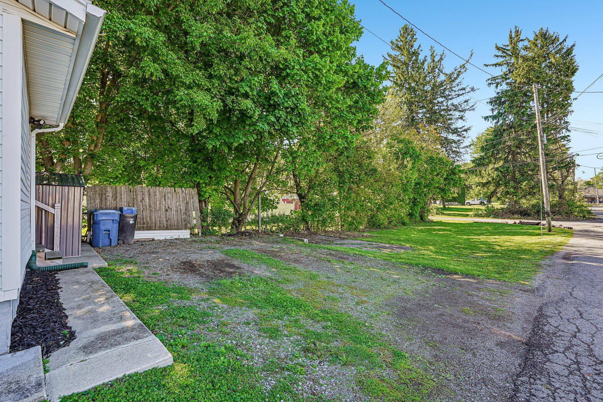 112 E Spring Avenue Property Photo 40