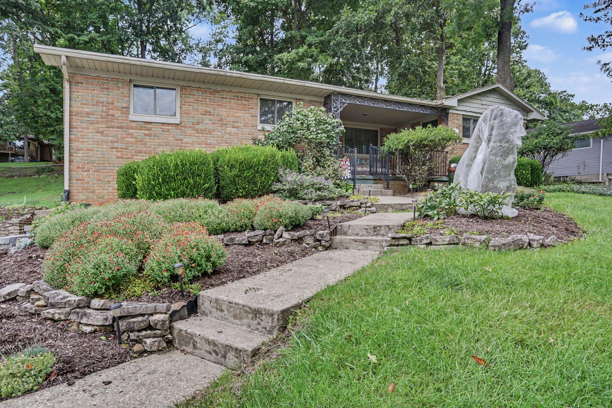 385 Kemper Avenue Property Photo 10
