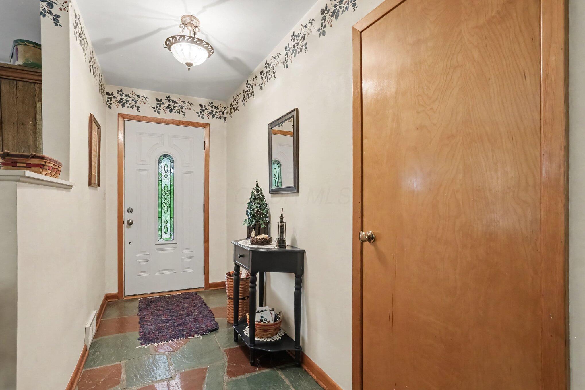 385 Kemper Avenue Property Photo 28