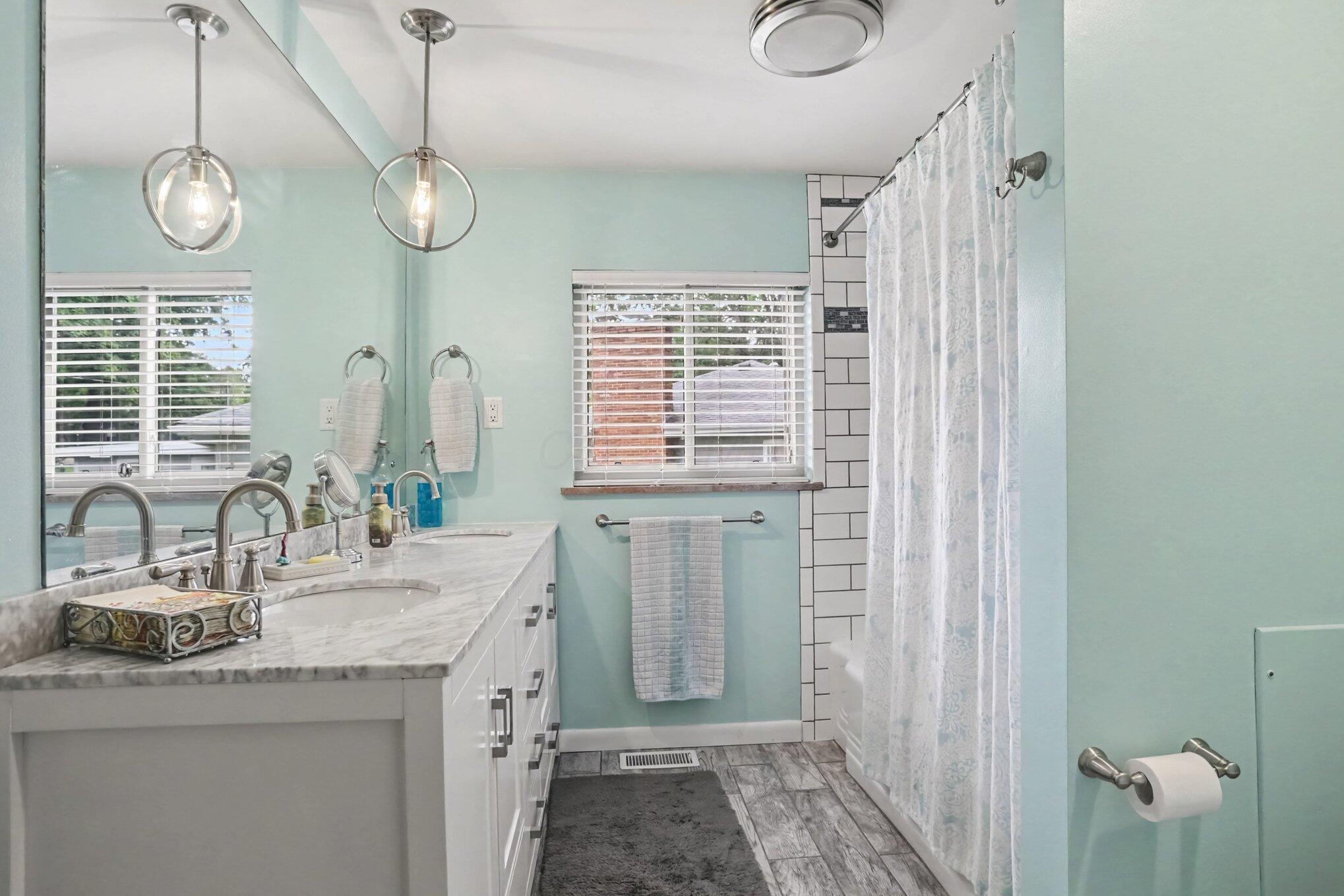 385 Kemper Avenue Property Photo 36